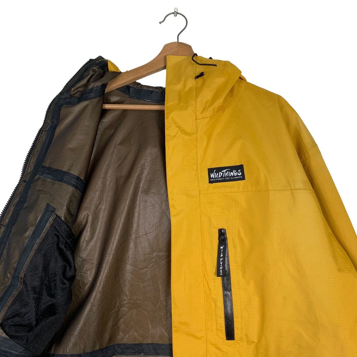 Wild Things Climber Equipment Waterproof Jacket #0404-C18