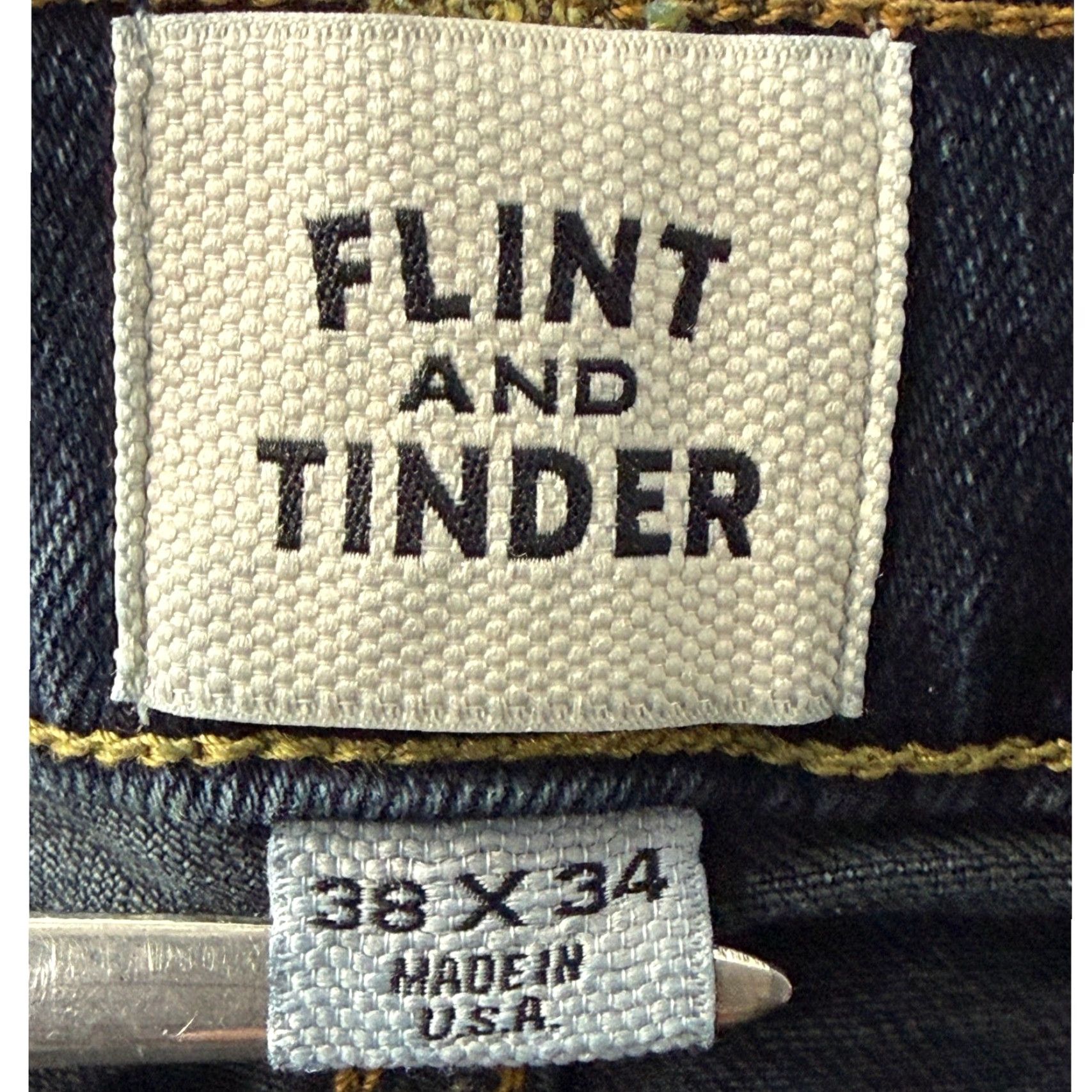 Flint And Tinder Flint and Tinder Jeans Straight Color Blue 38x34 Made in USA Mens Regular Denim Cotton Blend 5-Pocket Wear Size US 38 / EU 54 - 3 Thumbnail
