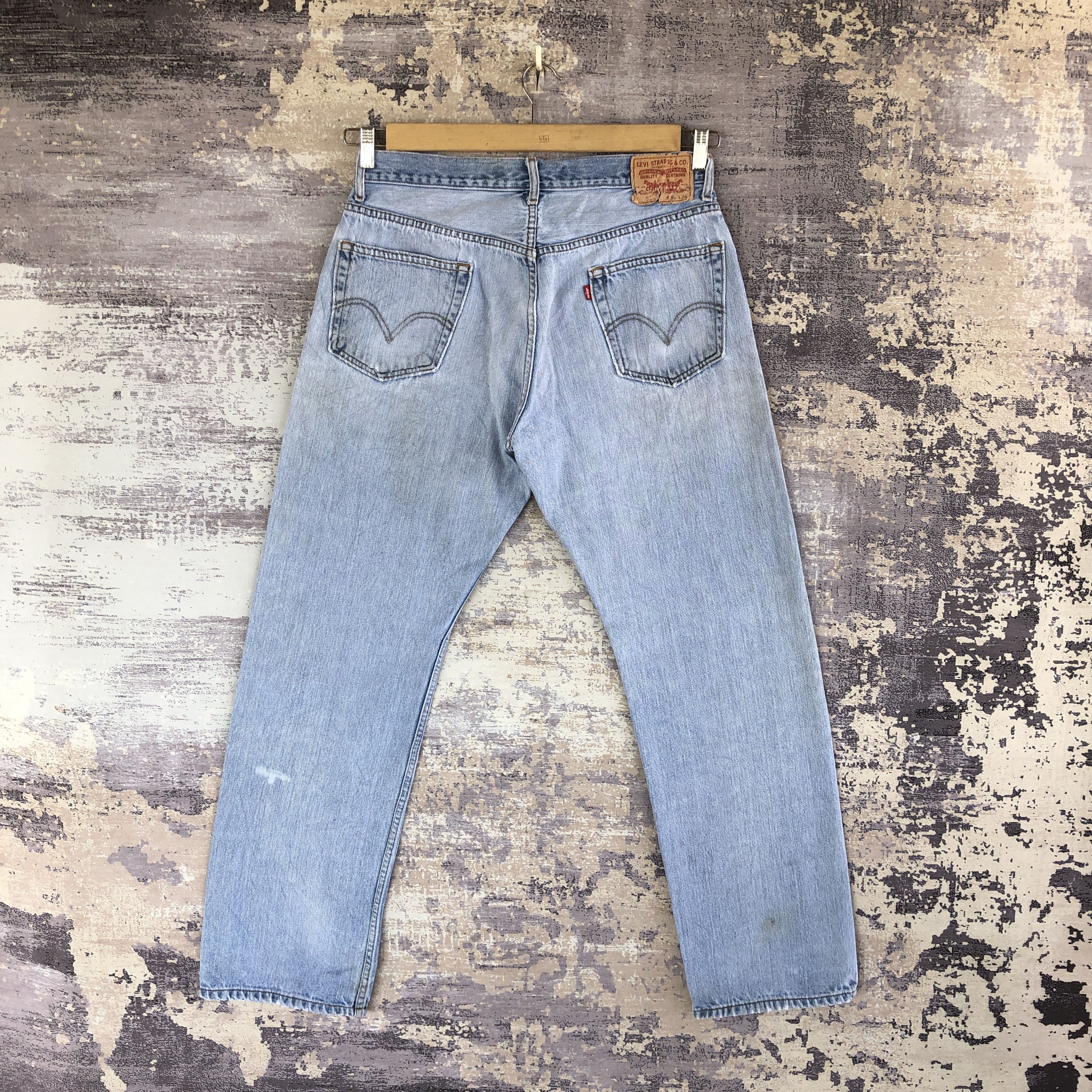 Levi's Vintage Levis 505 Sun Faded Jeans Levi's Light Wash Denim Size US 32 / EU 48 - 2 Thumbnail