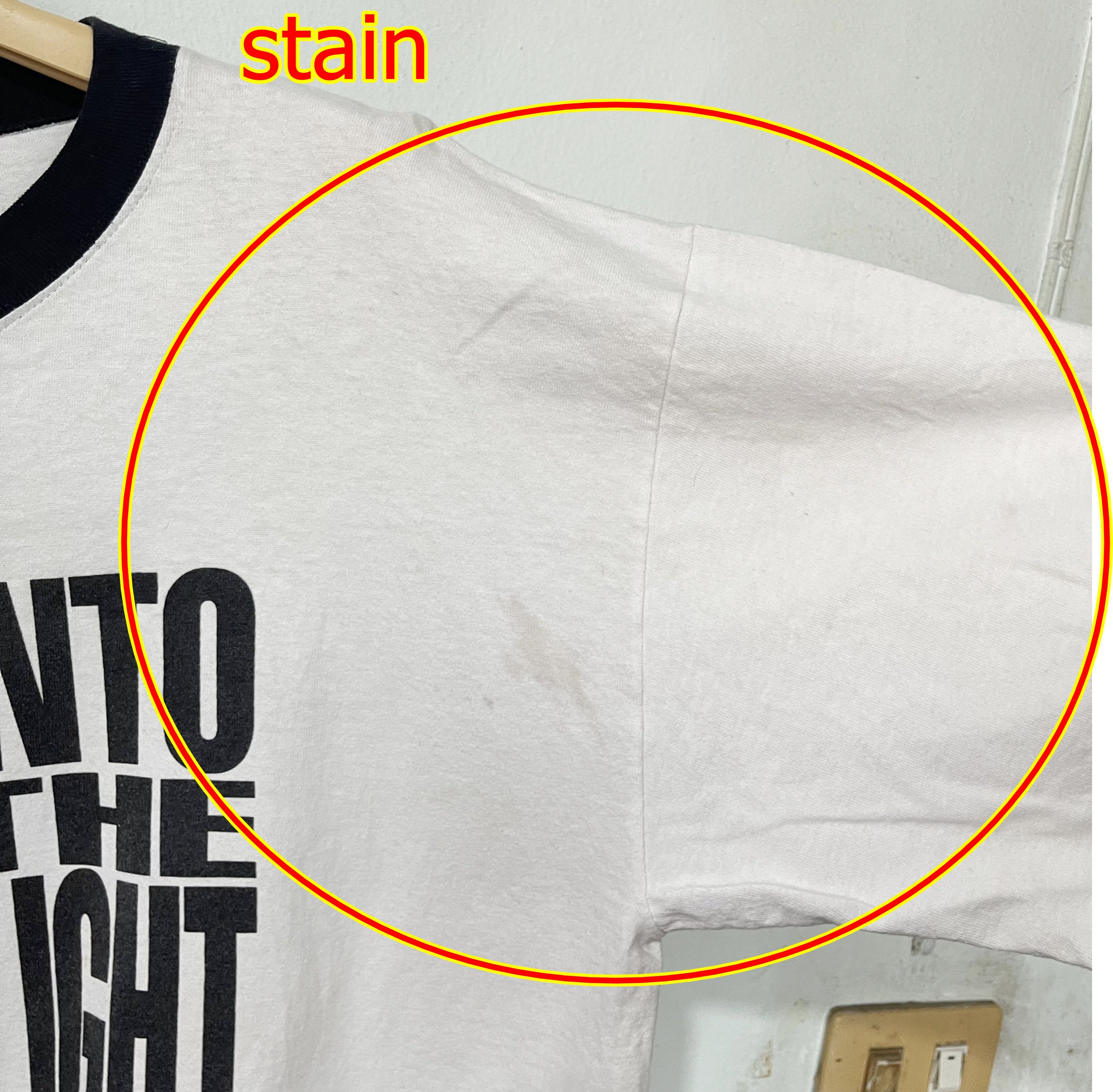 Vintage Vintage 90s Out of the Dark Into the Light T-Shirt Size US XL / EU 56 / 4 - 9 Thumbnail