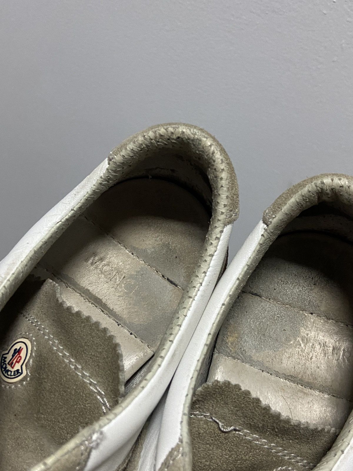Moncler Moncler low top sneakers leather vintage luxury logo Size US 8 / EU 41 - 12 Thumbnail