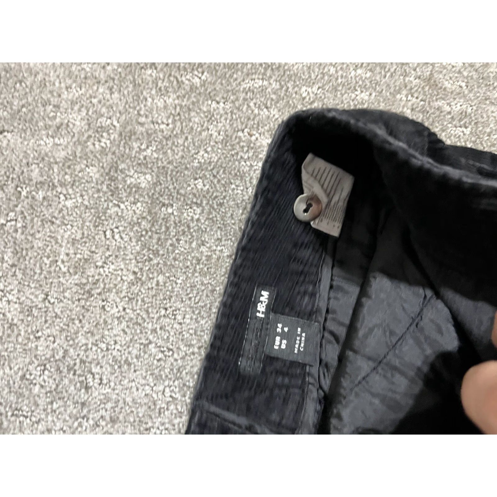 H&M H&M Women's Corduroy Pants - Straight Leg, High Waist, Black, Size 4 Size 27" / US 4 / IT 40 - 5 Thumbnail