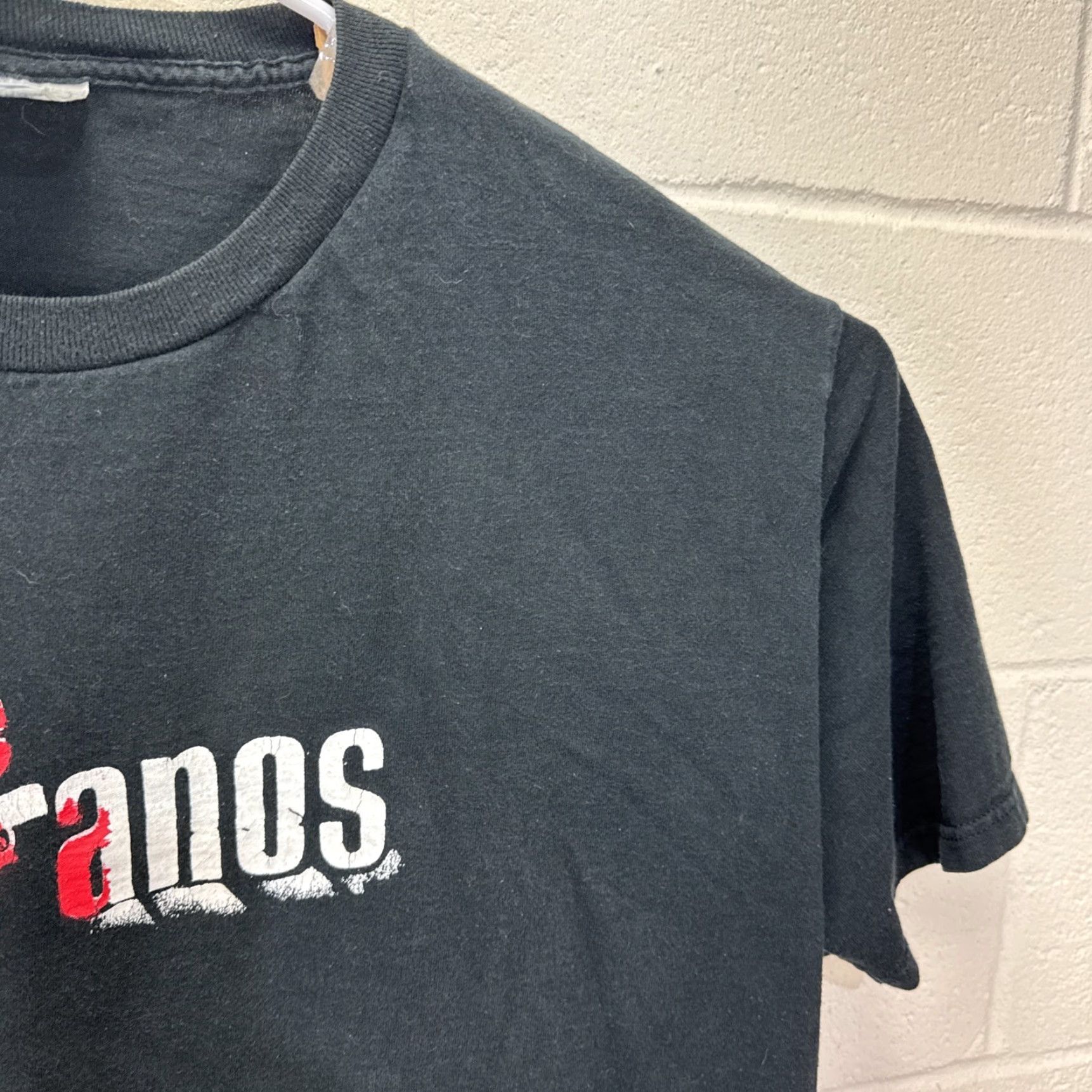 Fruit Of The Loom VINTAGE The Sopranos T-Shirt Shirt XL Black Cotton Crew Neck 90s Logo Graphic Men/Mens Size US XL / EU 56 / 4 - 6 Thumbnail