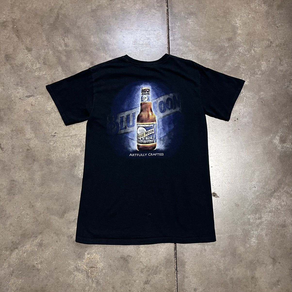 Vintage Vintage Blue Moon Coors Beer T shirt Graphic Tee Y2K Size US S / EU 44-46 / 1 - 1 Thumbnail