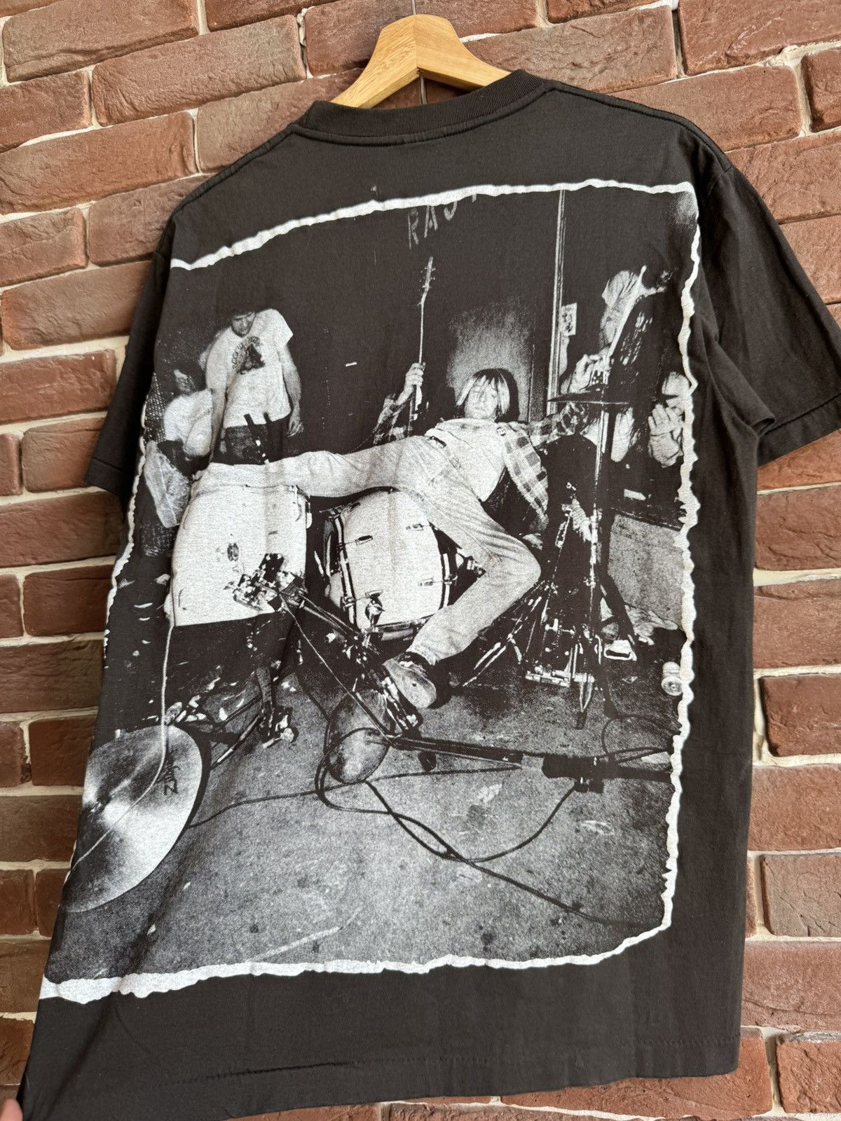 Band Tees Rare 90s Nirvana Kurt Cobain Grunge Band Vintage T Shirt L Size US L / EU 52-54 / 3 - 9 Thumbnail