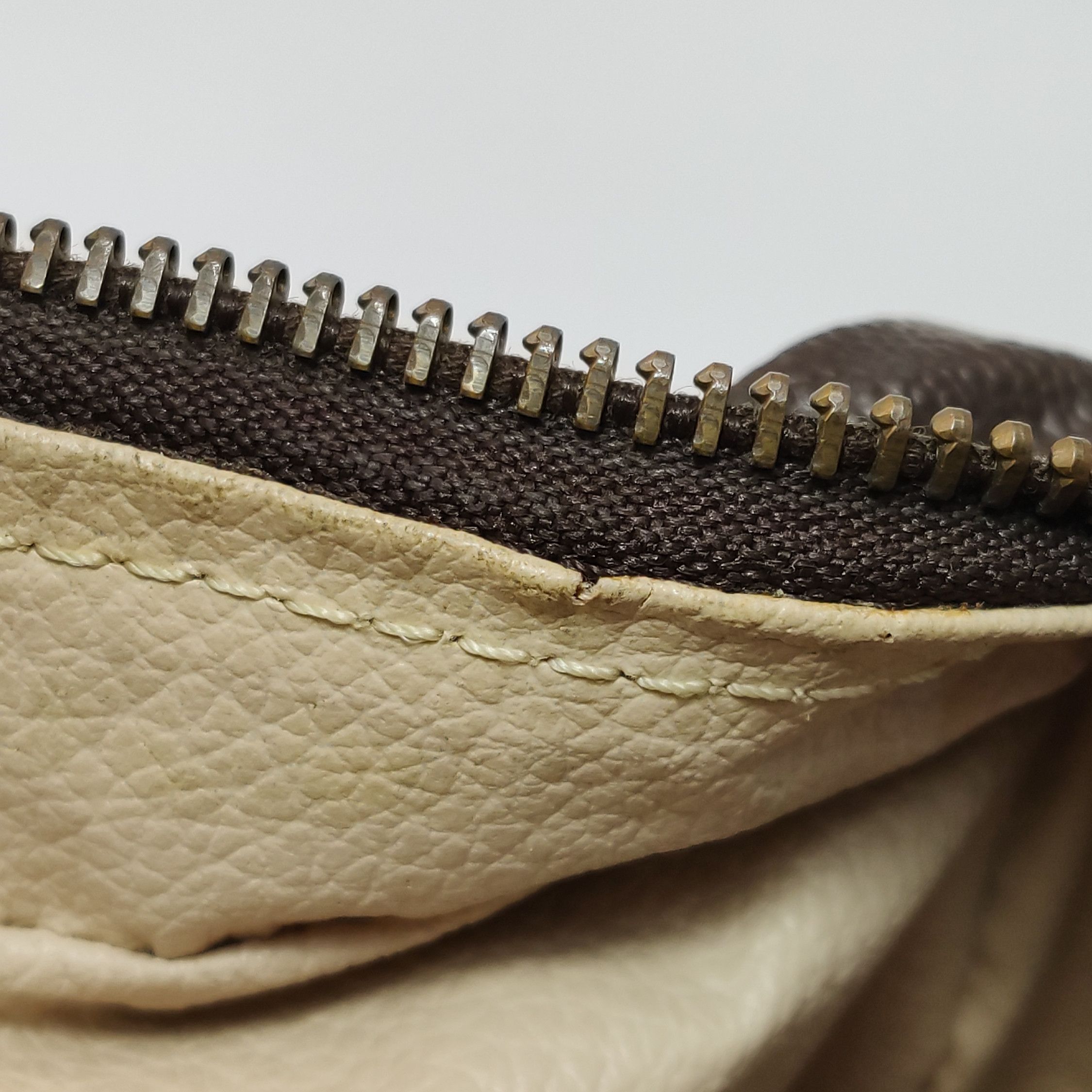 Louis Vuitton Louis Vuitton (LV) Monogram print zipper clutch -y2506 Size ONE SIZE - 8 Thumbnail