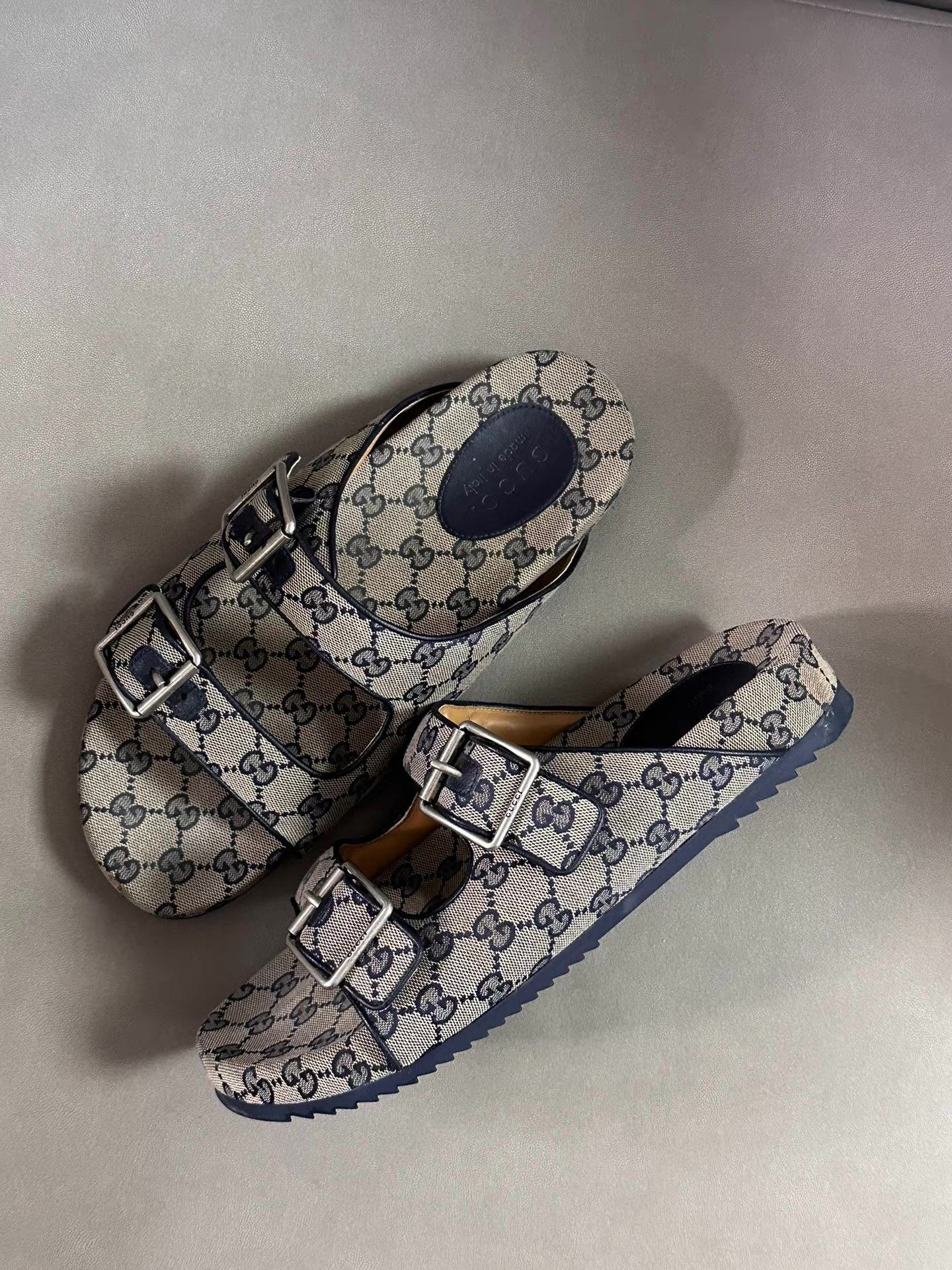 Gucci Gucci Buckle Slip-On Ｑ20 Size US 10 / EU 43 - 1 Thumbnail