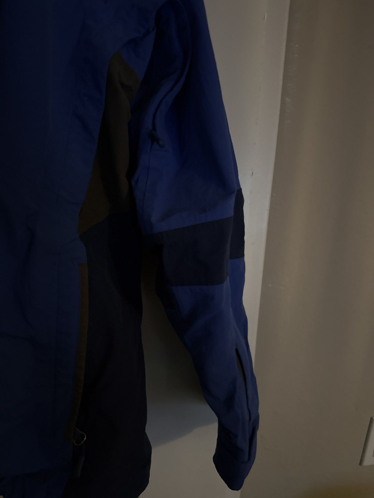 The North Face The North Face blue jacket Size US M / EU 48-50 / 2 - 4 Thumbnail