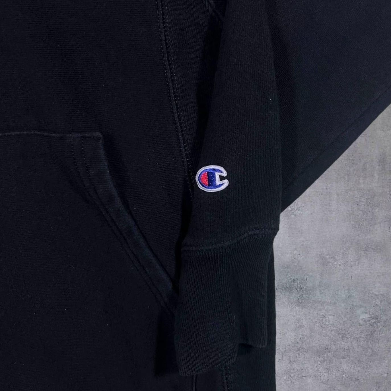 Champion Champion Reverse Weave Classic Black Mini Logo Pullover Hoodie, Small, Men, Hoodie, Black, Regular, Logo, 90s Classic Theme Size US S / EU 44-46 / 1 - 5 Thumbnail