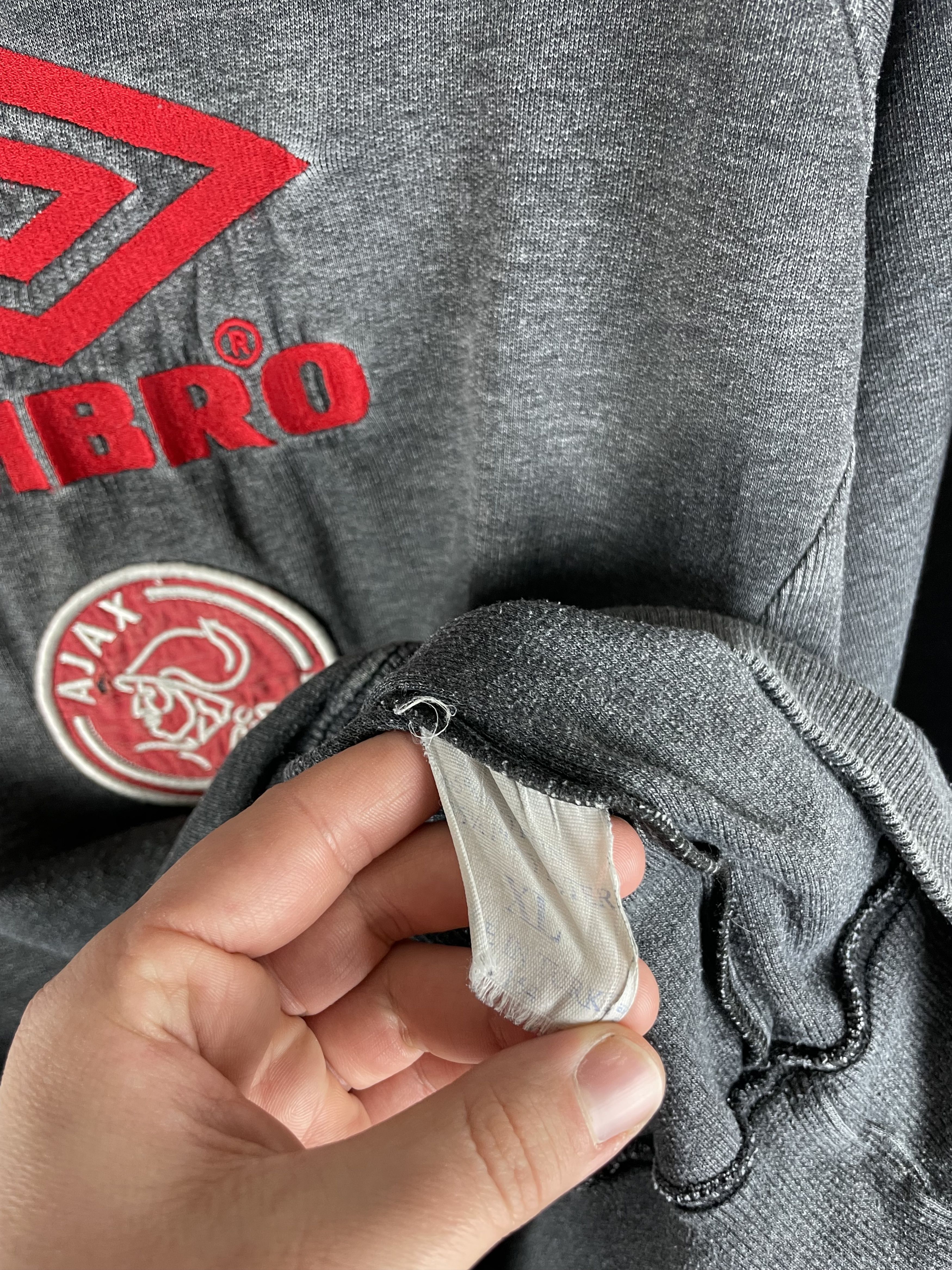 Umbro Vintage Umbro Ajax Amsterdam Training Sweatshirt Size US XL / EU 56 / 4 - 7 Thumbnail