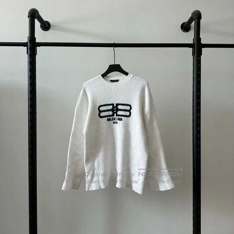 Balenciaga Balenciaga BB Logo Sweater Pullover. Size US S / EU 44-46 / 1 - 1 Thumbnail
