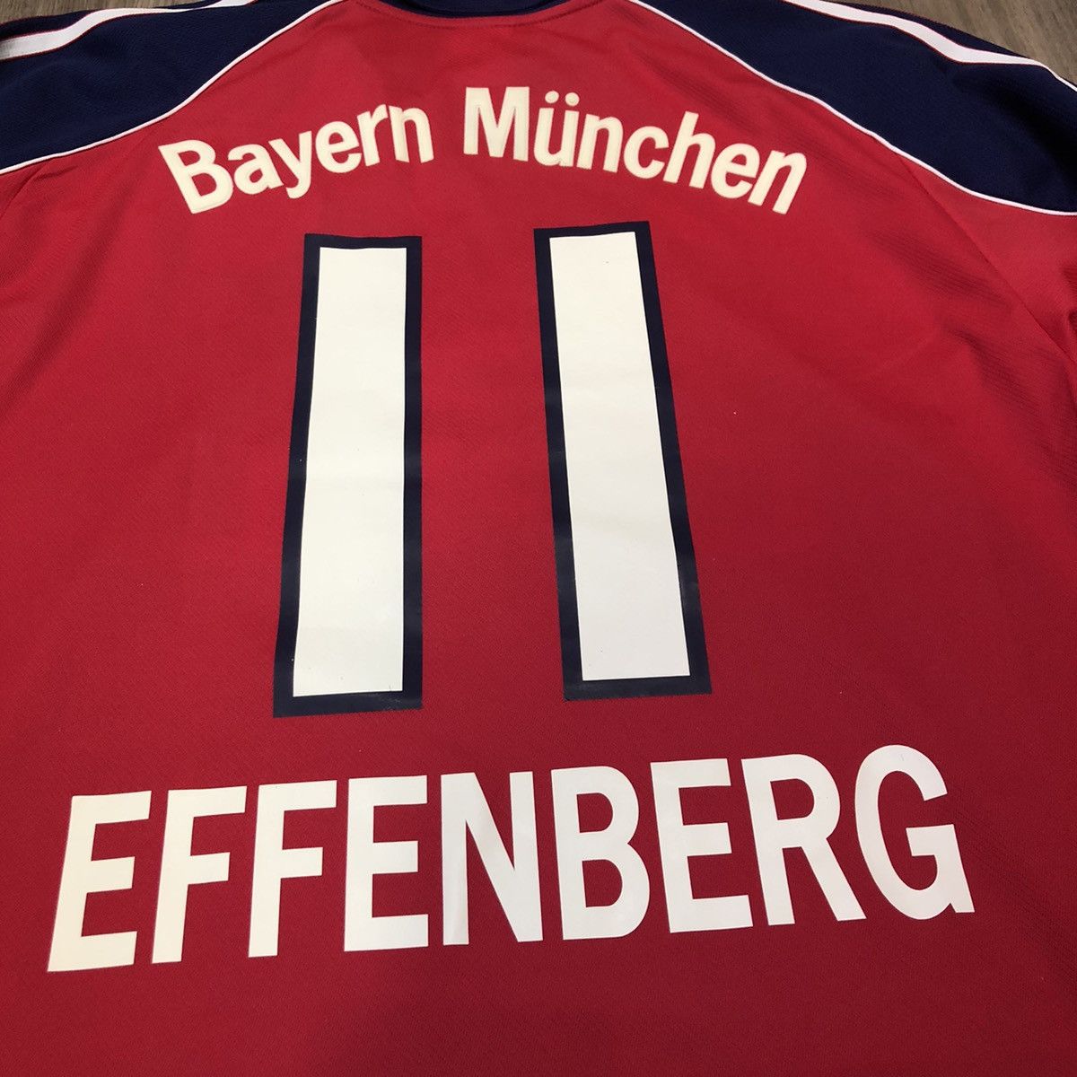 Adidas Bayern Munich 00/01 home jersey set #11 Effenberg Size US L / EU 52-54 / 3 - 5 Thumbnail