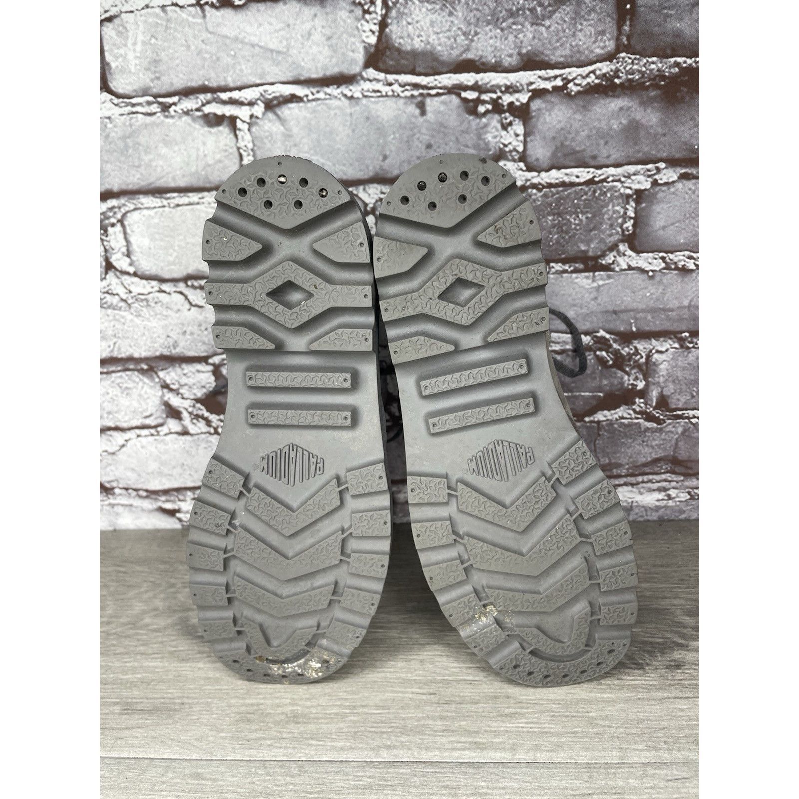 Palladium Palladium Pampa Gray Leather Lace Up Lined Combat Boots Wome Size US 7.5 / IT 37.5 - 9 Thumbnail