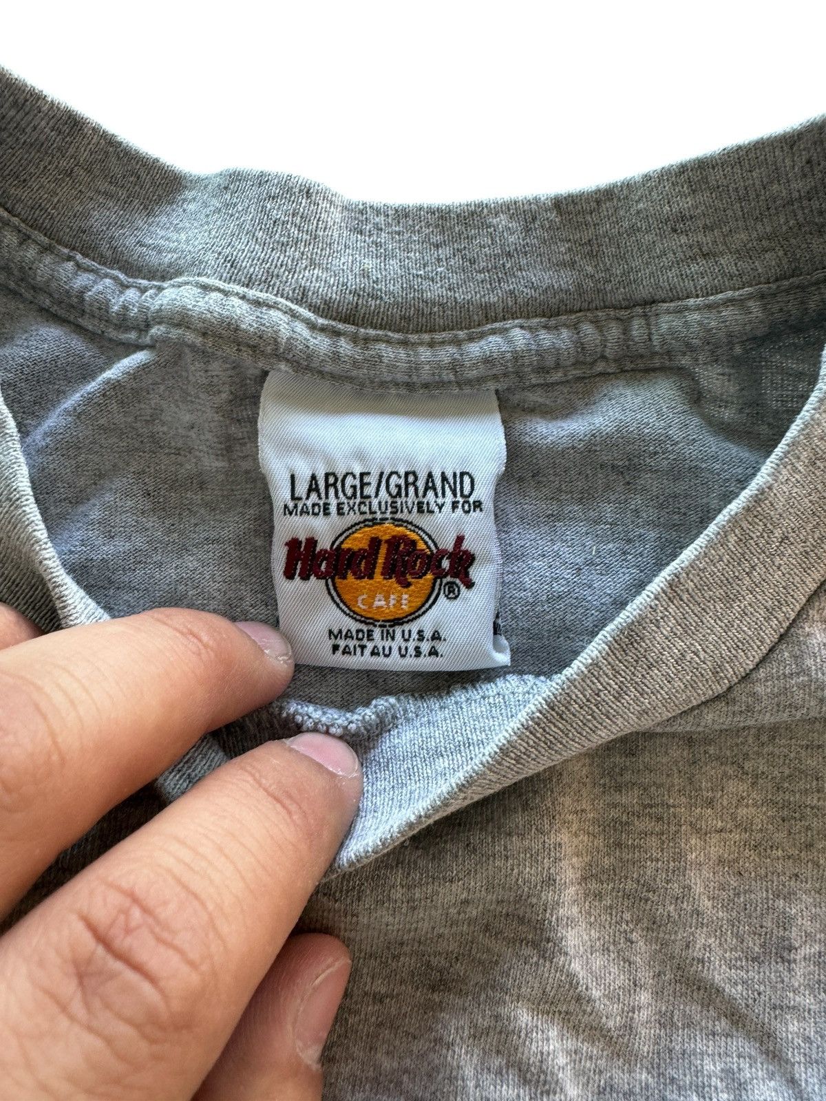 Hard Rock Cafe × Vintage Vintage 2000 Double Sided Hard Rock Cafe Guitar Graphic Tee Size US L / EU 52-54 / 3 - 5 Thumbnail