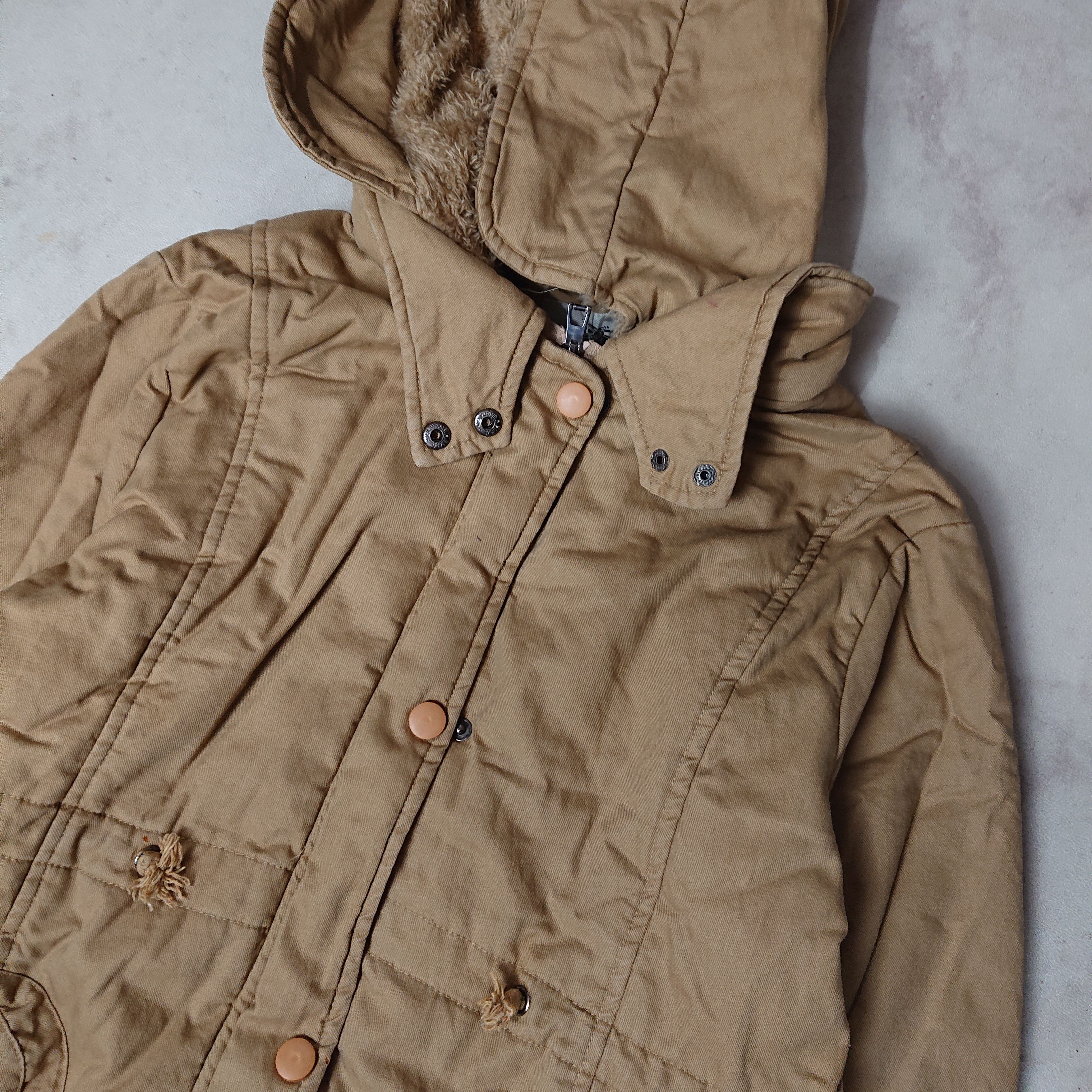 Burberry Burberry Size XXL / US 16-18 / IT 52-54 - 2 Thumbnail