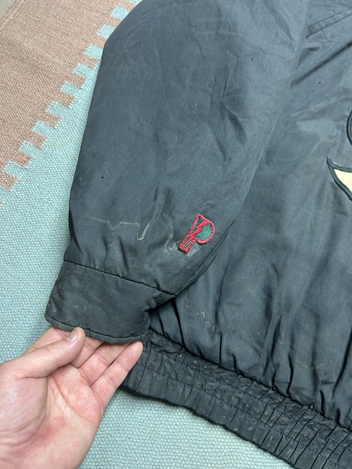 Vintage VTG pro player puffer jacket Barcelona dragons distressed L Size US L / EU 52-54 / 3 - 14 Thumbnail