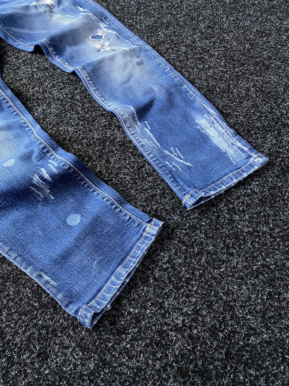 Dsquared2 Dsquared2 Distressed Denim pants Jeans Made In Italy 🇮🇹 Size US 37 - 4 Thumbnail