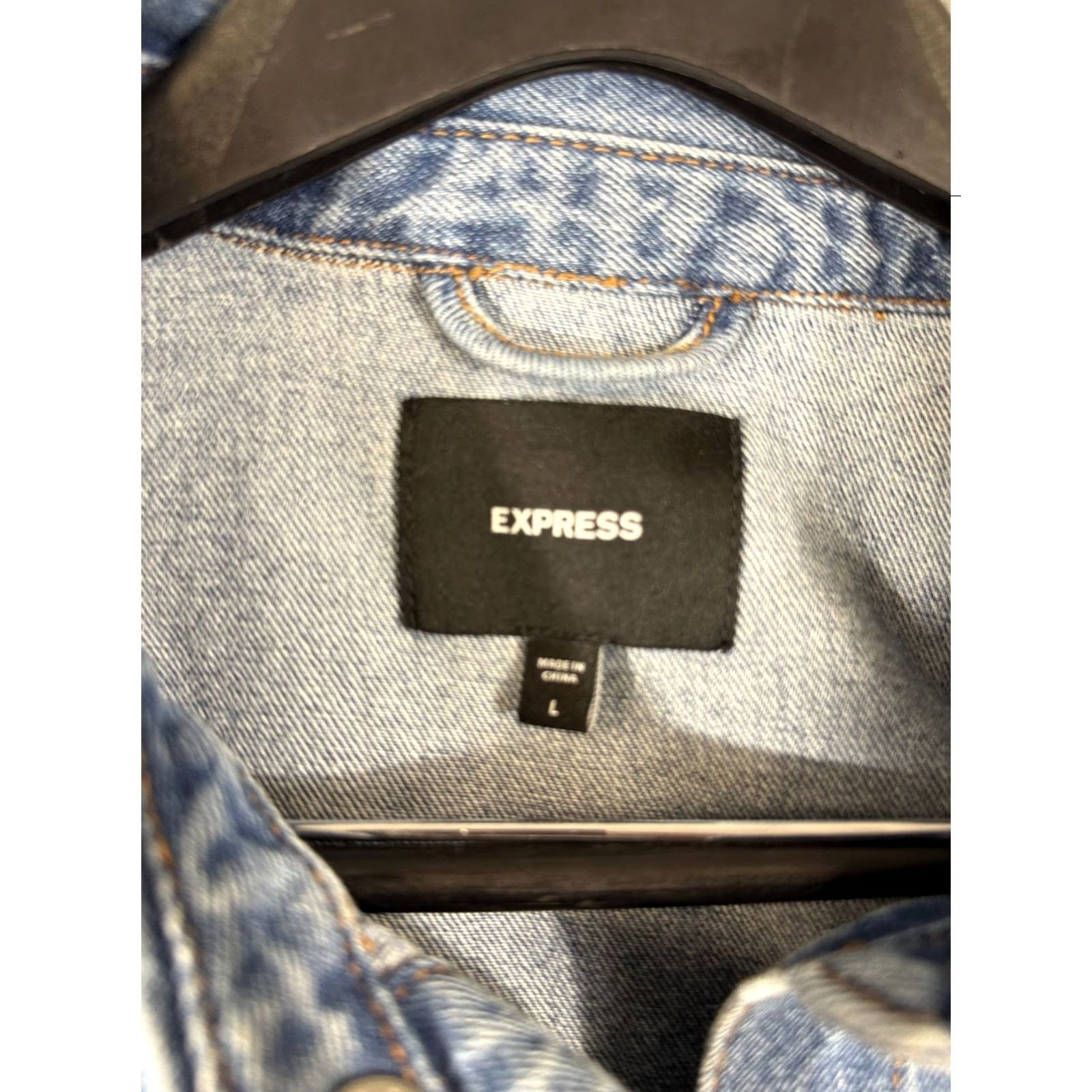 Express Express Denim Jacket Womens L Blue Snap Front Pockets NWOT Jacket Size L / US 10 / IT 46 - 7 Thumbnail