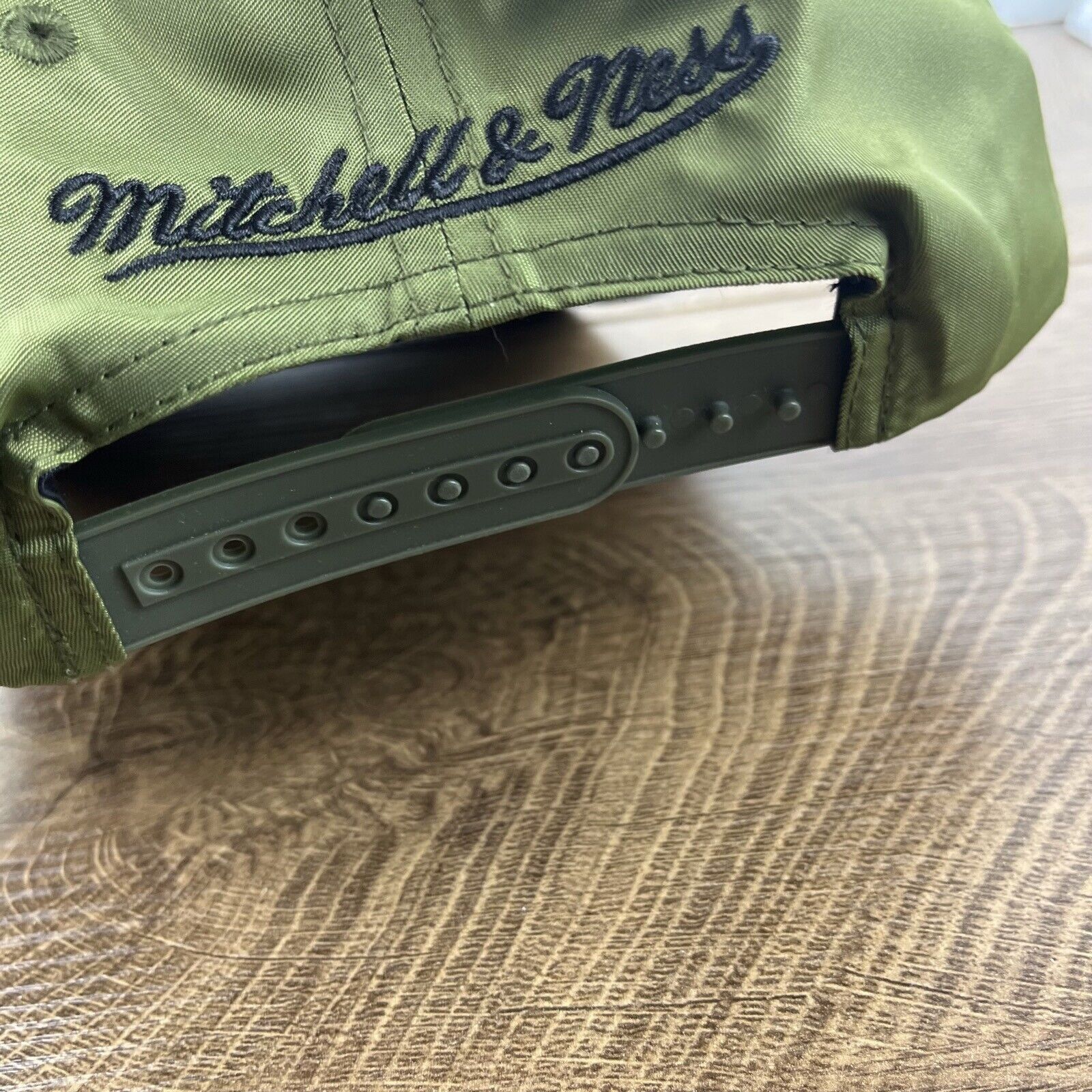 Mitchell & Ness Cleveland Cavaliers Snapback Hat Green Adjustable Hat Green Size ONE SIZE - 10 Thumbnail