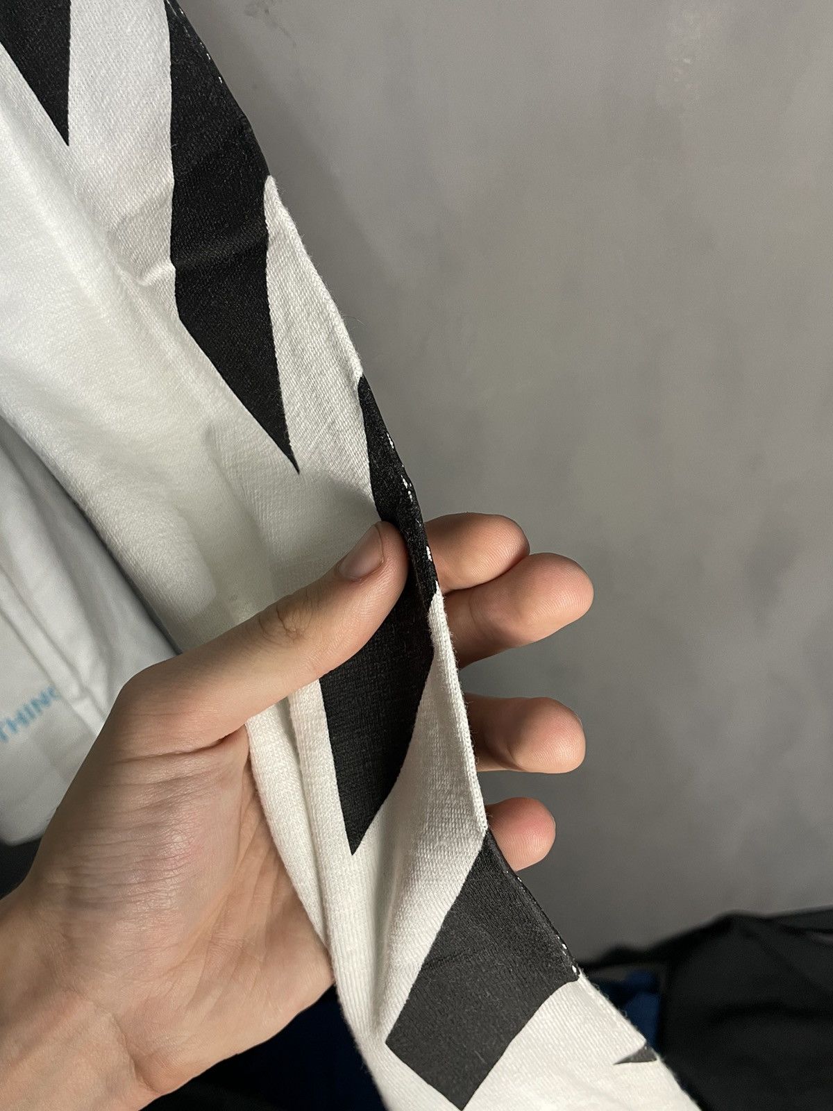 Off-White Off White Caravaggio Long Sleeve T-Shirt Size US M / EU 48-50 / 2 - 11 Thumbnail
