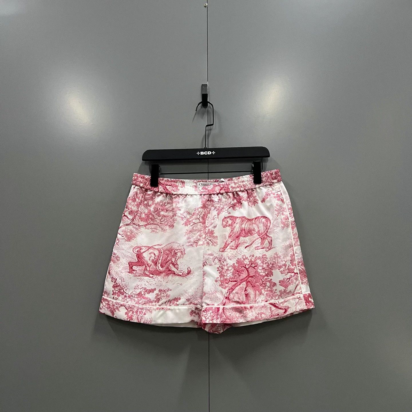 Dior Dior Silk Twill Animal Print Shorts 34-40 Size 28" / US 6 / IT 42 - 1 Thumbnail