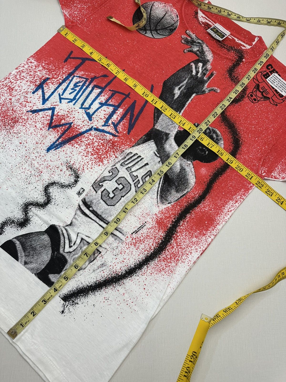 Jordan Brand Vintage 90s Michael Jordan Chicago Bulls AOP MagicJohnsonT’s Size US L / EU 52-54 / 3 - 16 Thumbnail