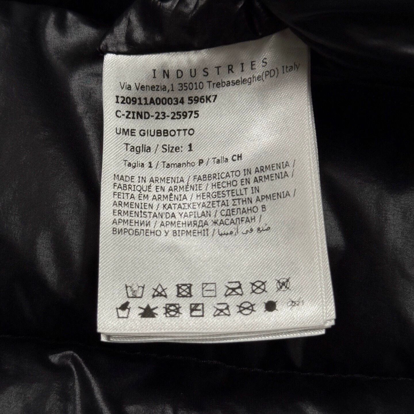 Moncler Moncler Black Label Ume Black Logo Puffer Size 1 Mint Size S / US 4 / IT 40 - 4 Thumbnail