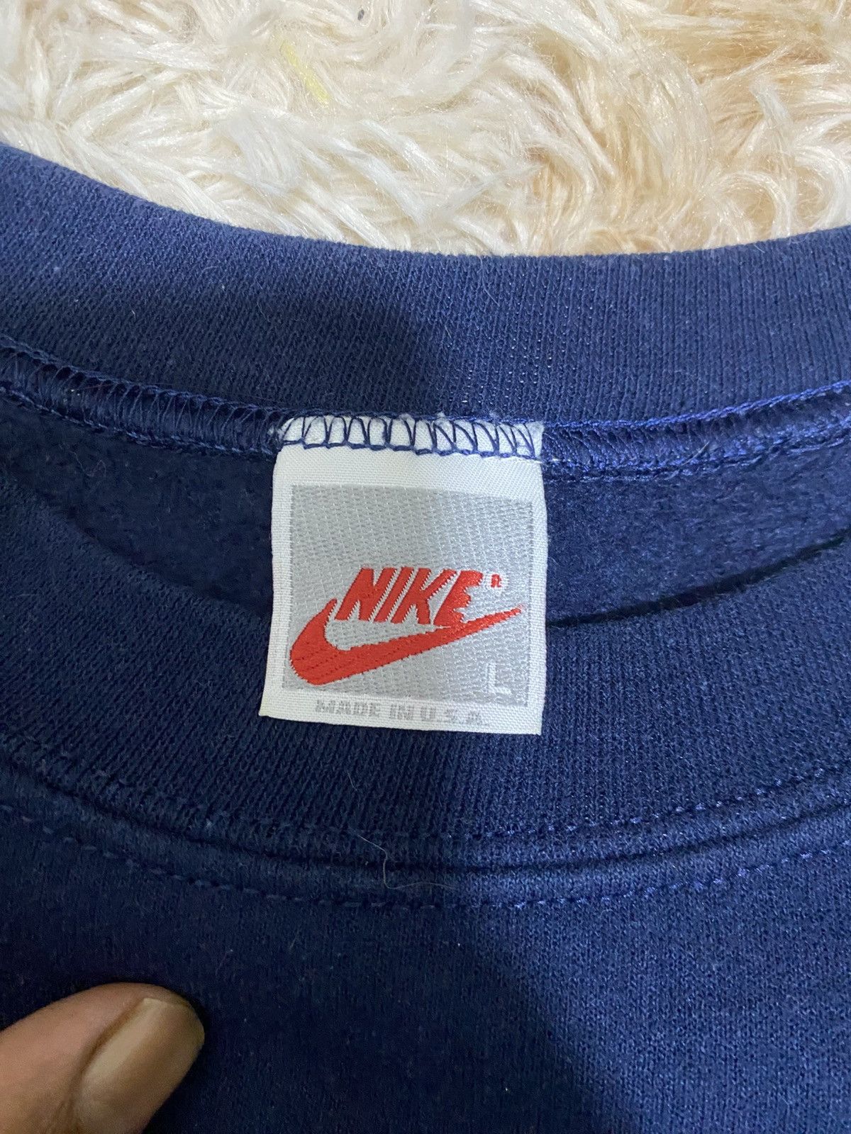Nike Nike Vintage Swoosh Sweatshirt Made in USA Grey Tag 80s 90s Size US L / EU 52-54 / 3 - 3 Thumbnail