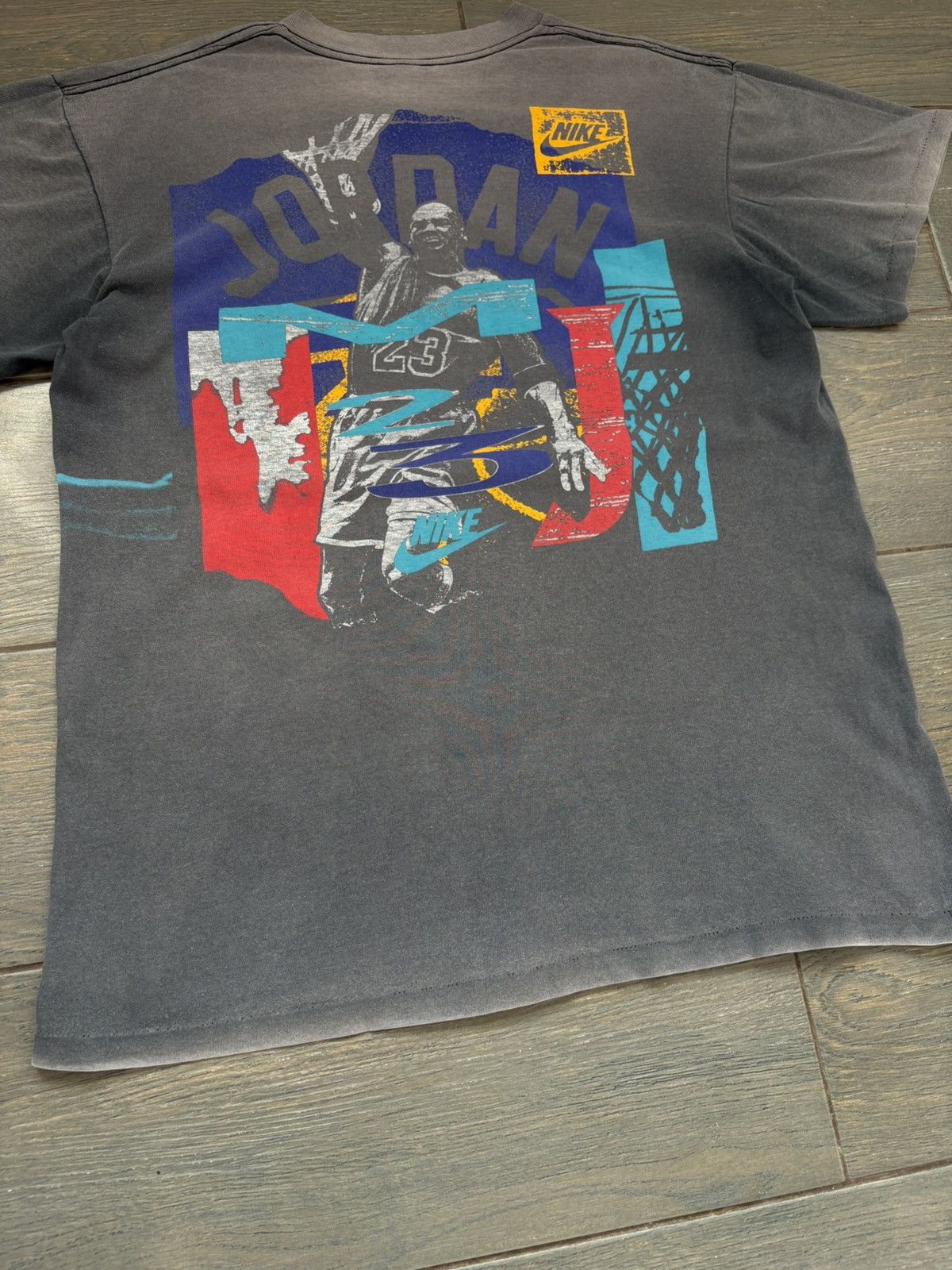 Nike VTG 90's Nike Jordan 23 Double Sided Single Stitch T-Shirt Size US L / EU 52-54 / 3 - 15 Thumbnail