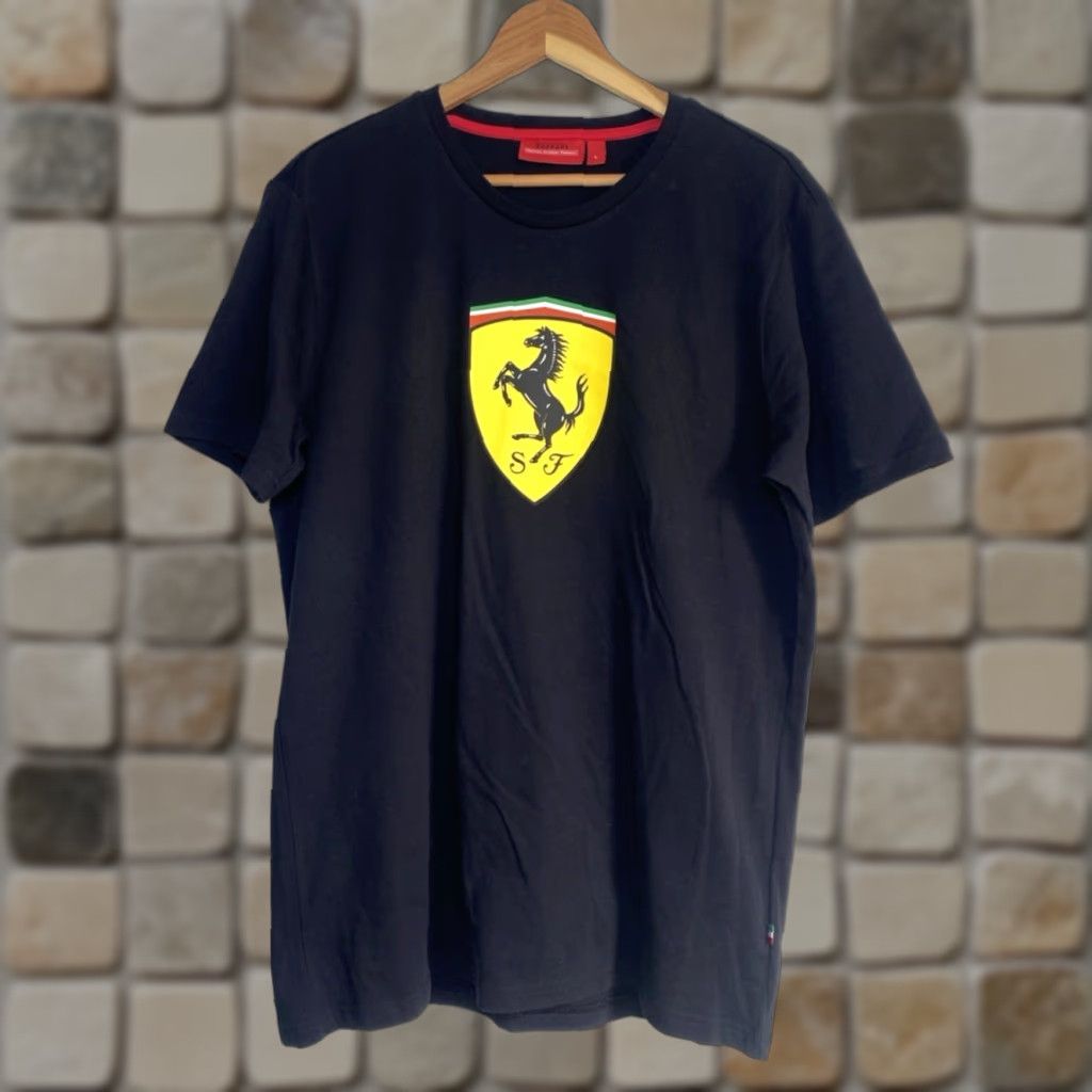 Ferrari Branded London Men's Ferrari SF Logo T-Shirt Branded London Official Licensed Sz L Black Cotton Short Sleeve Crew Neck Logo 2000s Cars Racing Mens Size US L / EU 52-54 / 3 - 1 Thumbnail