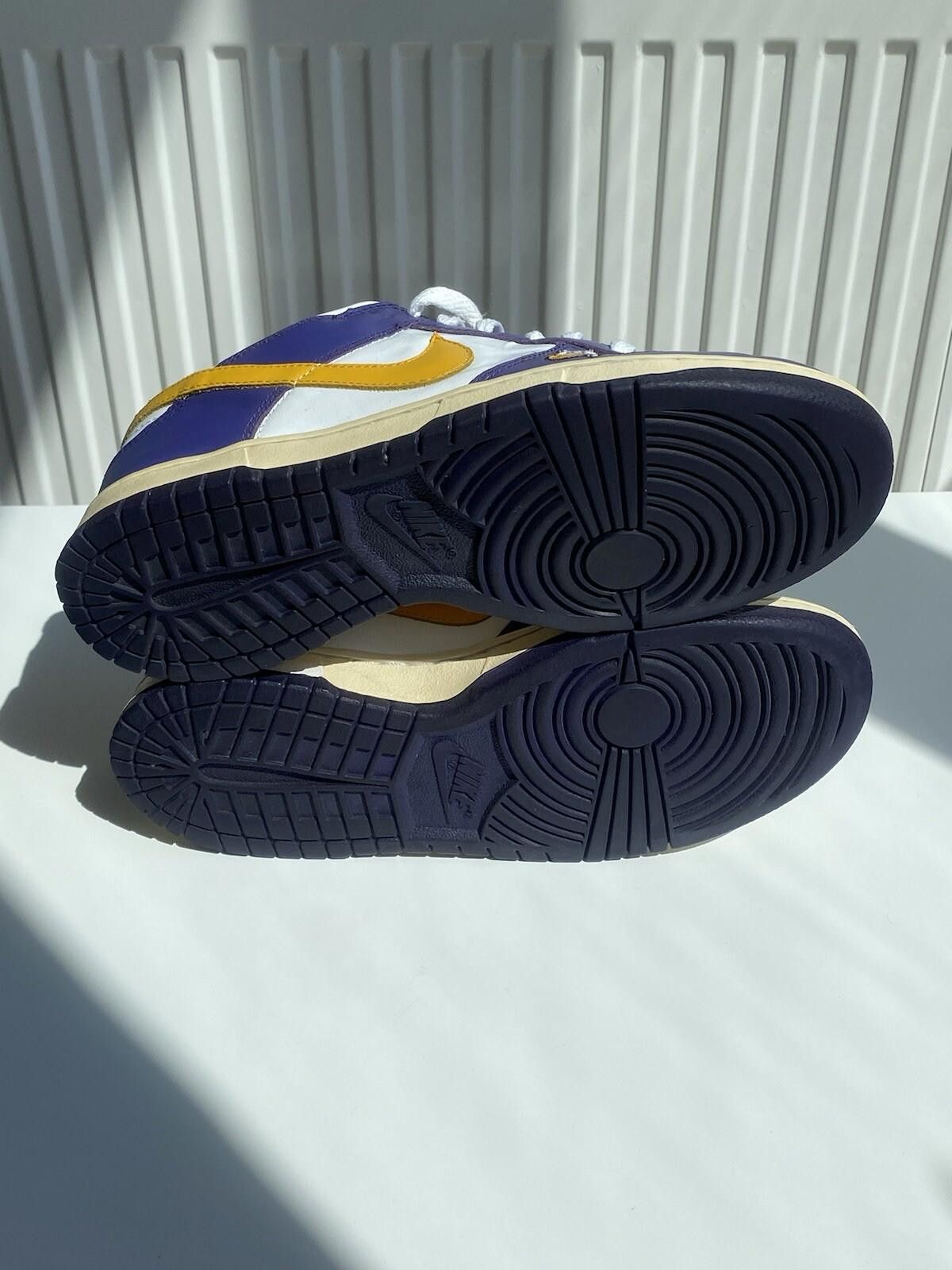 Nike 2004 Nike Dunk Low Lakers LA US7 Vintage Size US 7 / EU 40 - 9 Thumbnail