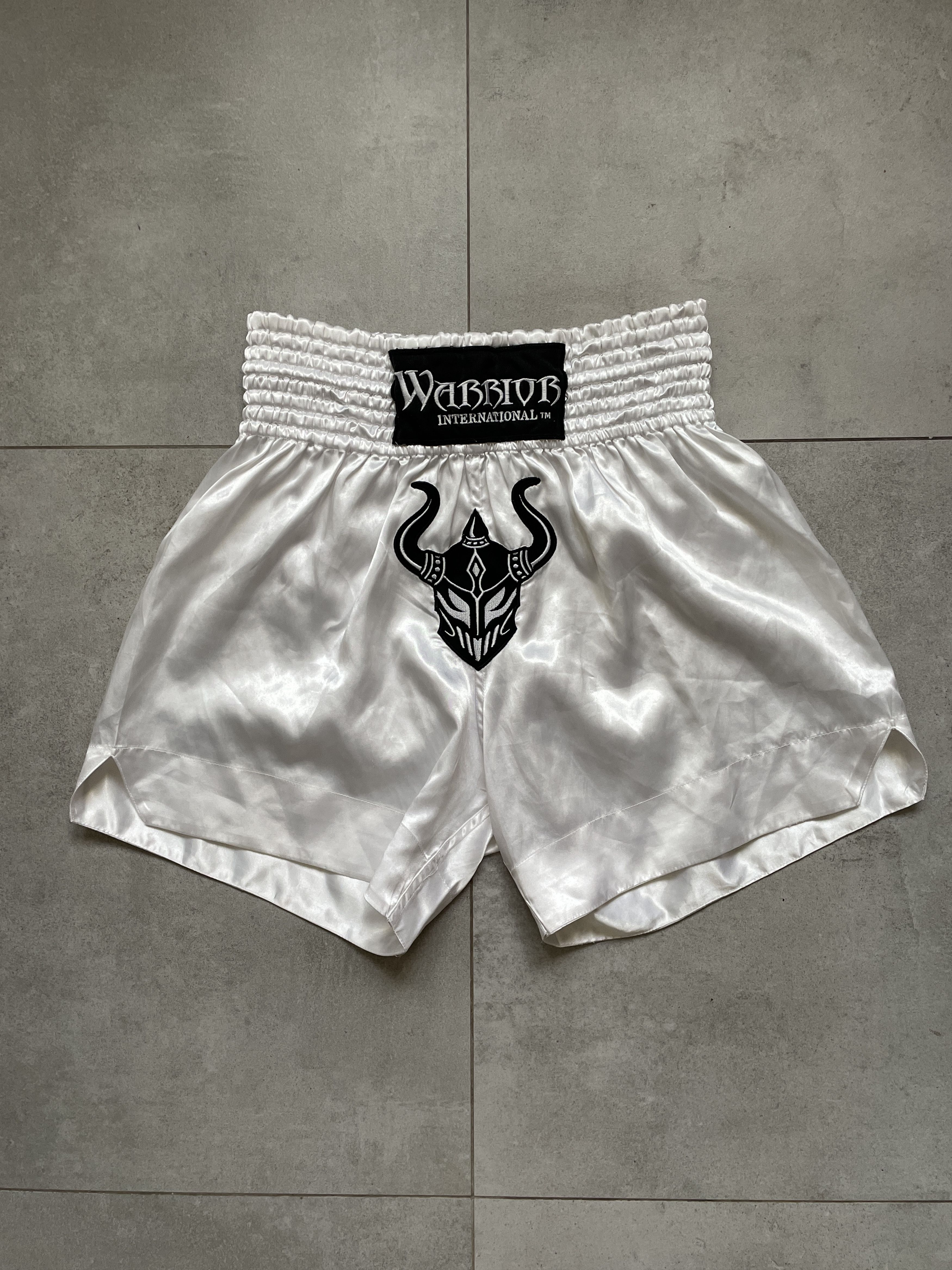 Everlast × UFC EVERLAST TYPE WHITE BOXING MUAY THAI KICKBOXING SHORTS Size US 34 / EU 50 - 1 Thumbnail