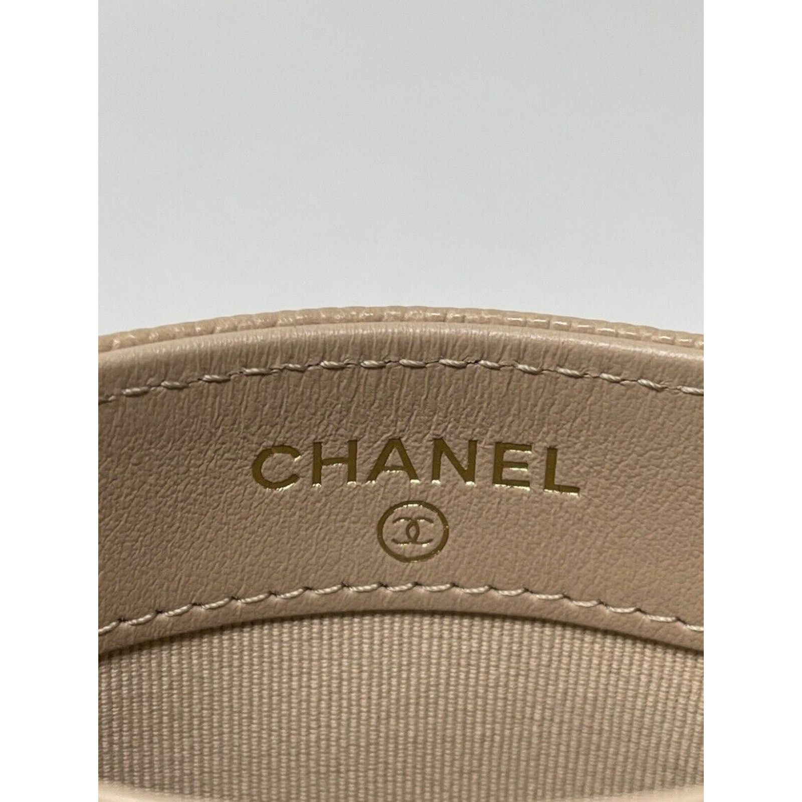 Chanel Auth BNIB Chanel Crystal Beige Flat Card Holder Wallet 22S Size ONE SIZE - 8 Thumbnail