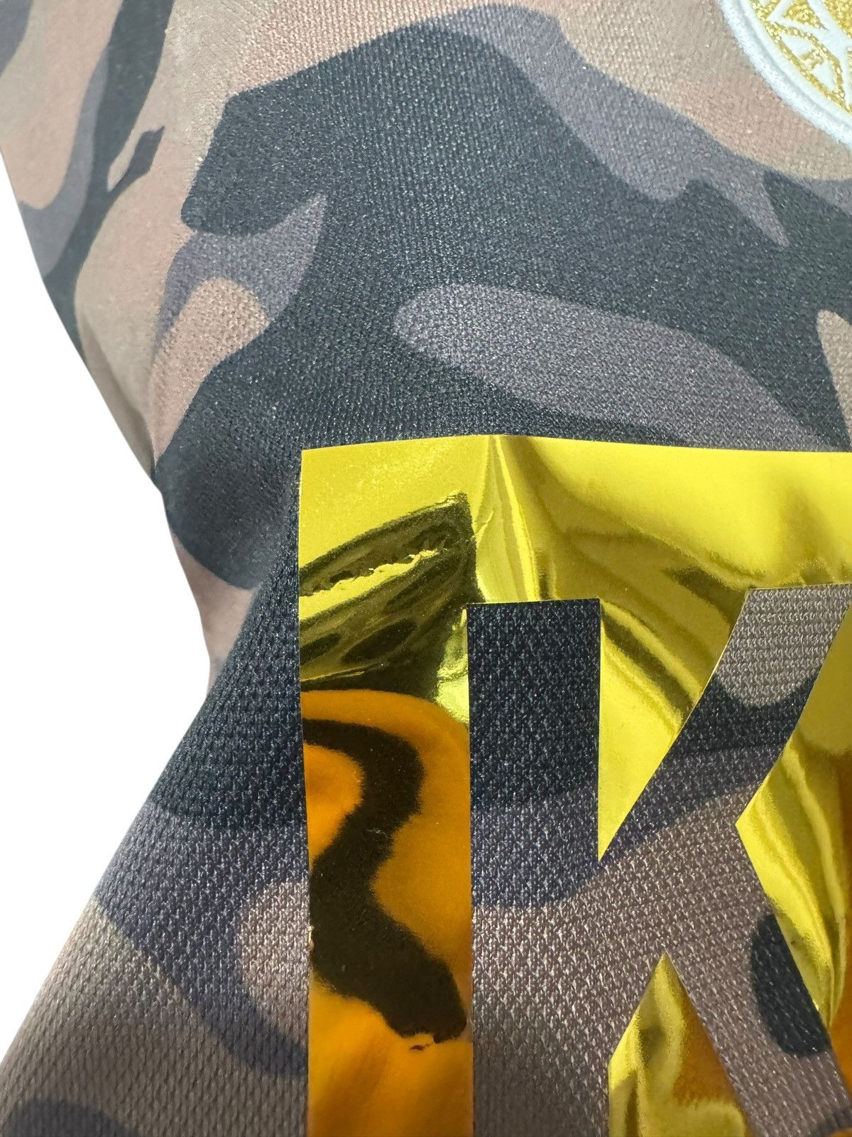 Adidas × Kith Kith x Adidas Home Soccer Jersey Camo Size US L / EU 52-54 / 3 - 3 Thumbnail