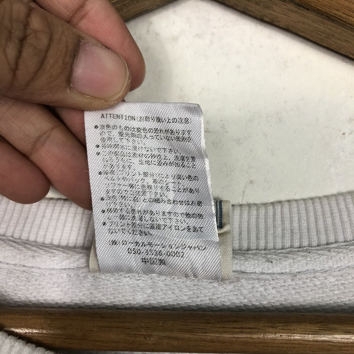 Japanese Brand × Vintage 📌Vintage Sweatshirt Crewneck Honolulu Hawaii Big Logo Size US L / EU 52-54 / 3 - 19 Thumbnail