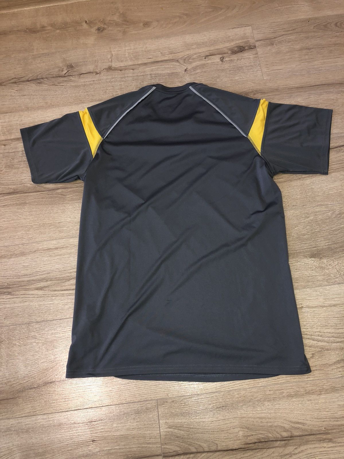Nike × Vintage Y2K 90’s Vintage NIKE DRI - FIT Small Swoosh T Shirt Size US L / EU 52-54 / 3 - 5 Thumbnail