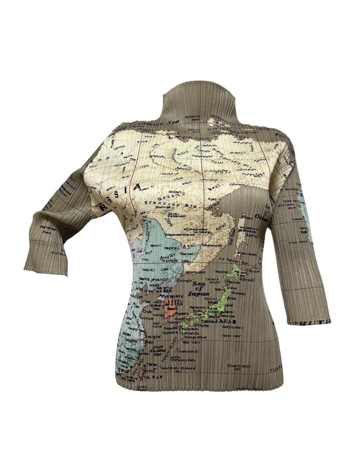 Pleats Please Issey Miyake PLEATS PLEASE World Map Three-Quarter Sleeve Top Size L / US 10 / IT 46 - 1 Thumbnail