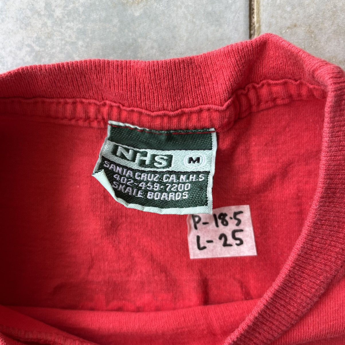 Vintage Vintage 90s Bitch Skateboard Tee Size US S / EU 44-46 / 1 - 7 Thumbnail