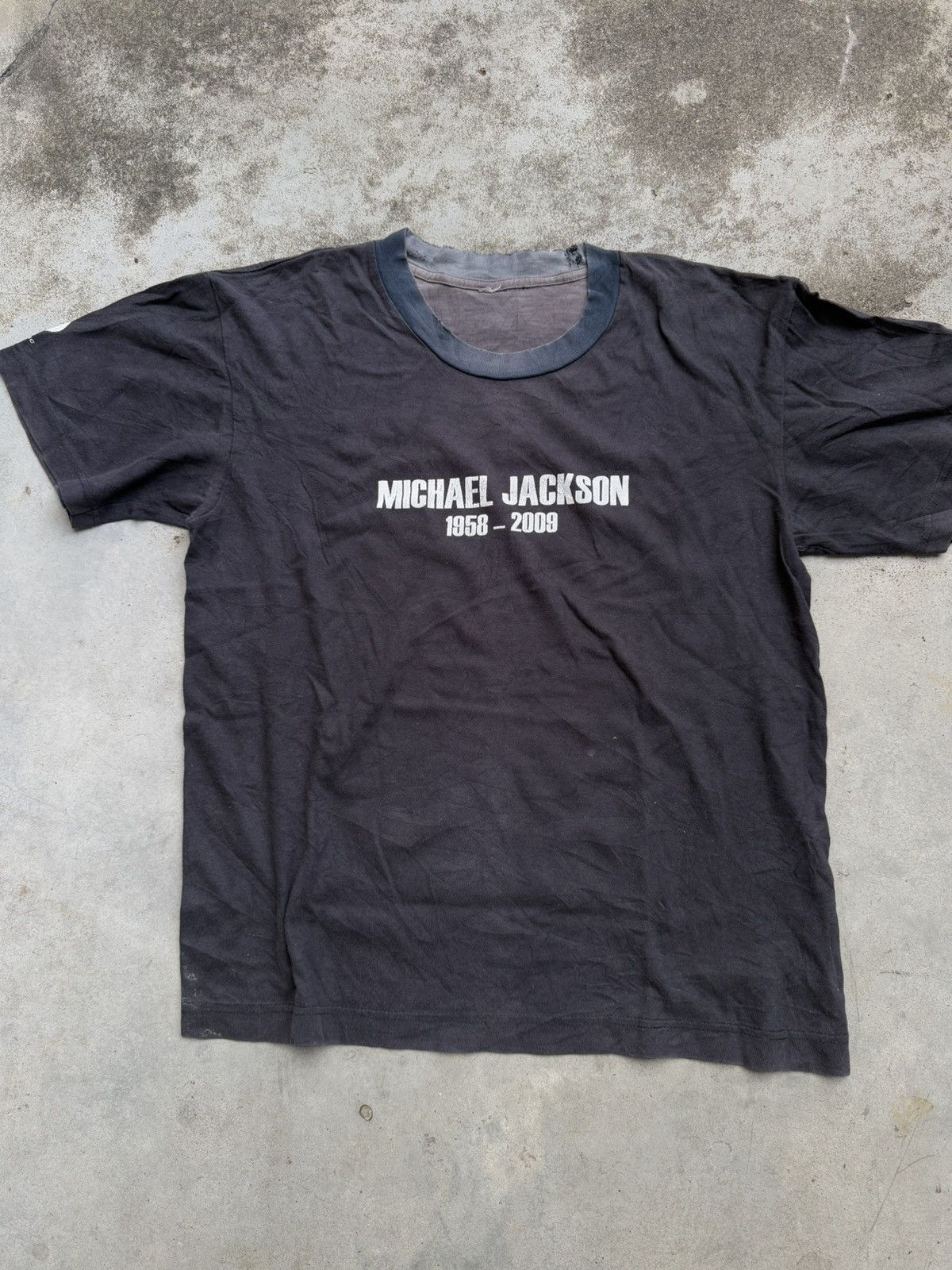 Michael Jackson RIP MJ PROMO TEE SONY MUSIC Size US M / EU 48-50 / 2 - 1 Thumbnail
