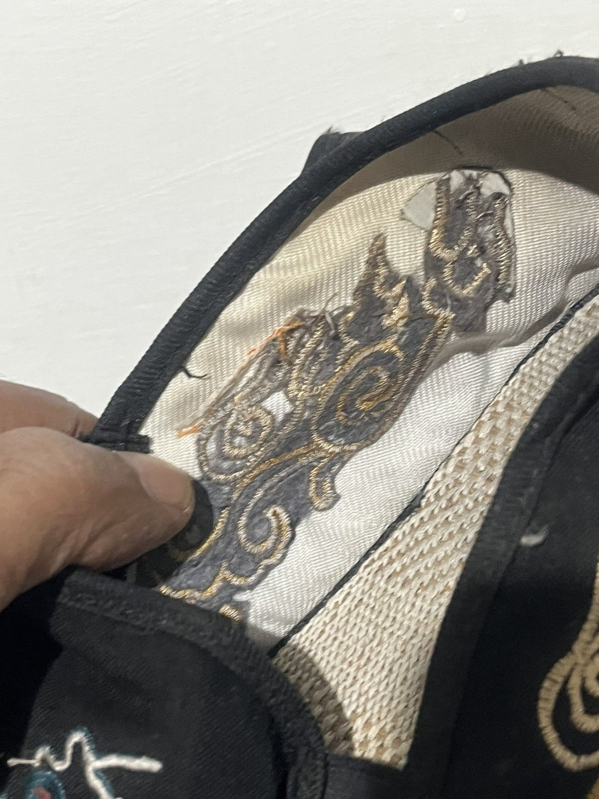 Japanese Brand Mens Chic Vintage Chinese Embroidered Stitching Slip On Size US 9 / EU 42 - 9 Thumbnail