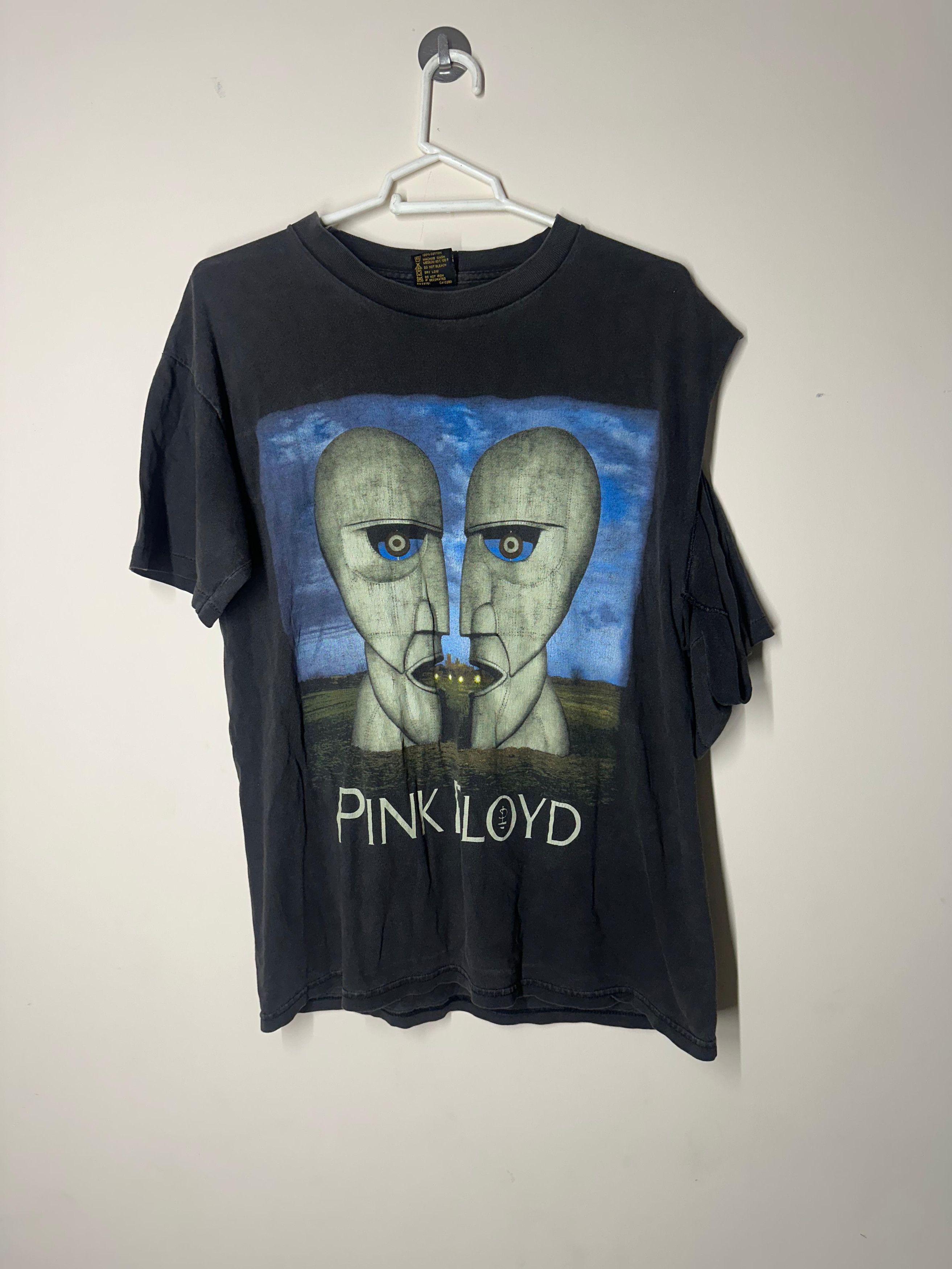 トップス PINK FLOYD 1994 DIVISION BELL BROCKUM s-l400.jpg