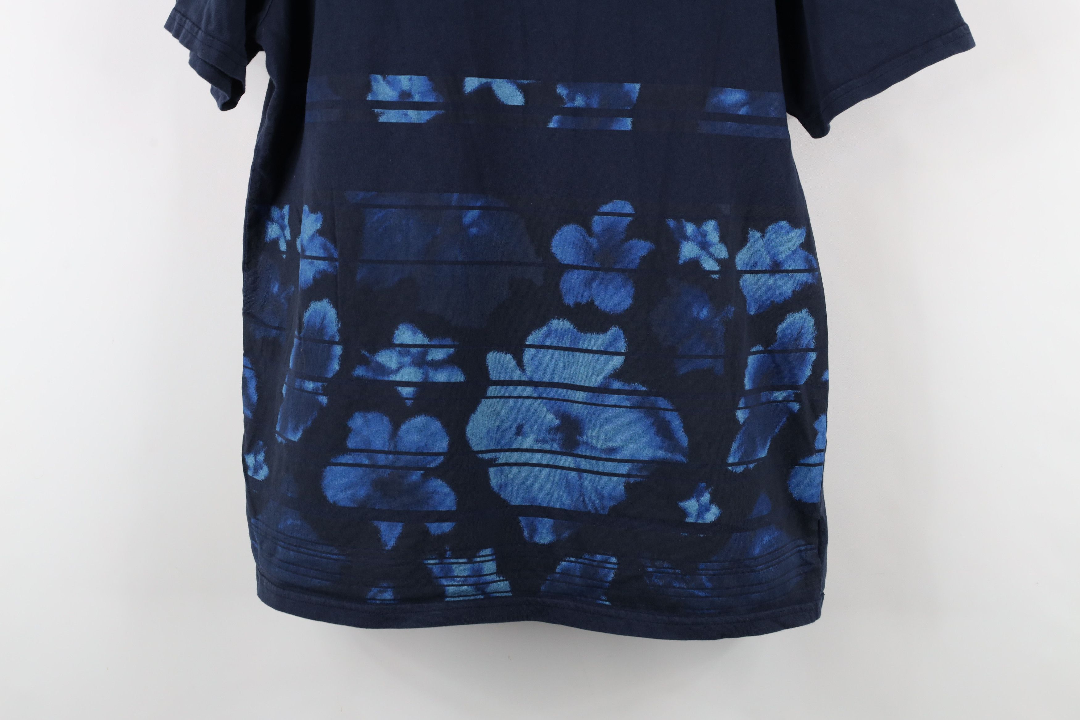 Oakley × Vintage Vintage Y2K Oakley Spell Out Flower Floral T-Shirt Navy Blue Size US M / EU 48-50 / 2 - 3 Thumbnail
