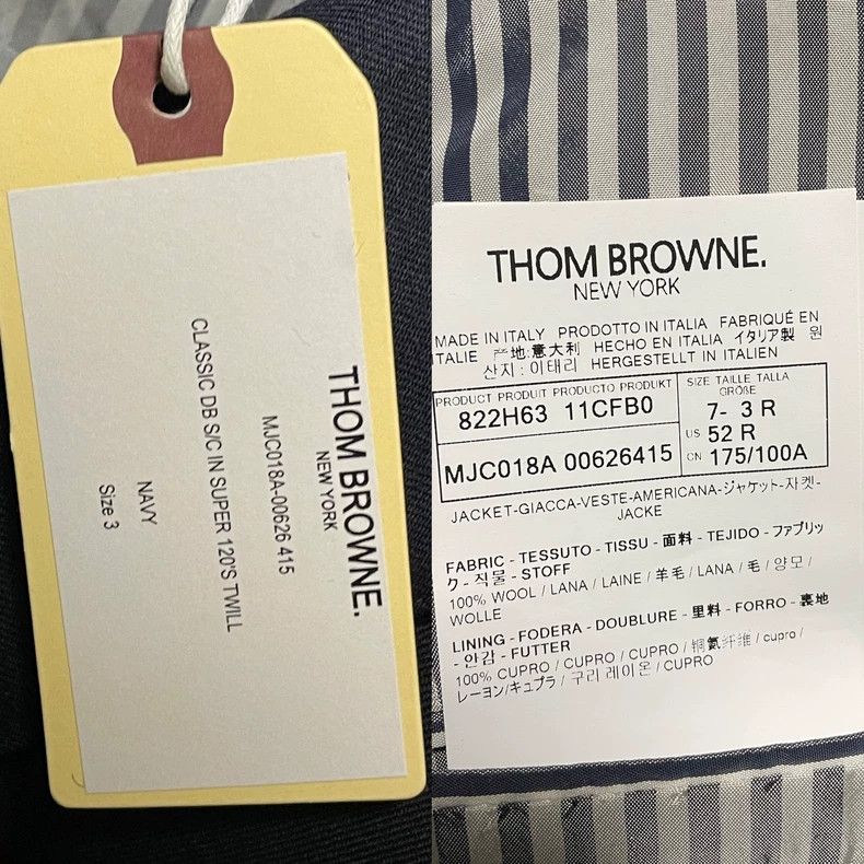 Thom Browne Thom Browne size3 Blue suit with double gold buttons Size 34S - 2 Thumbnail