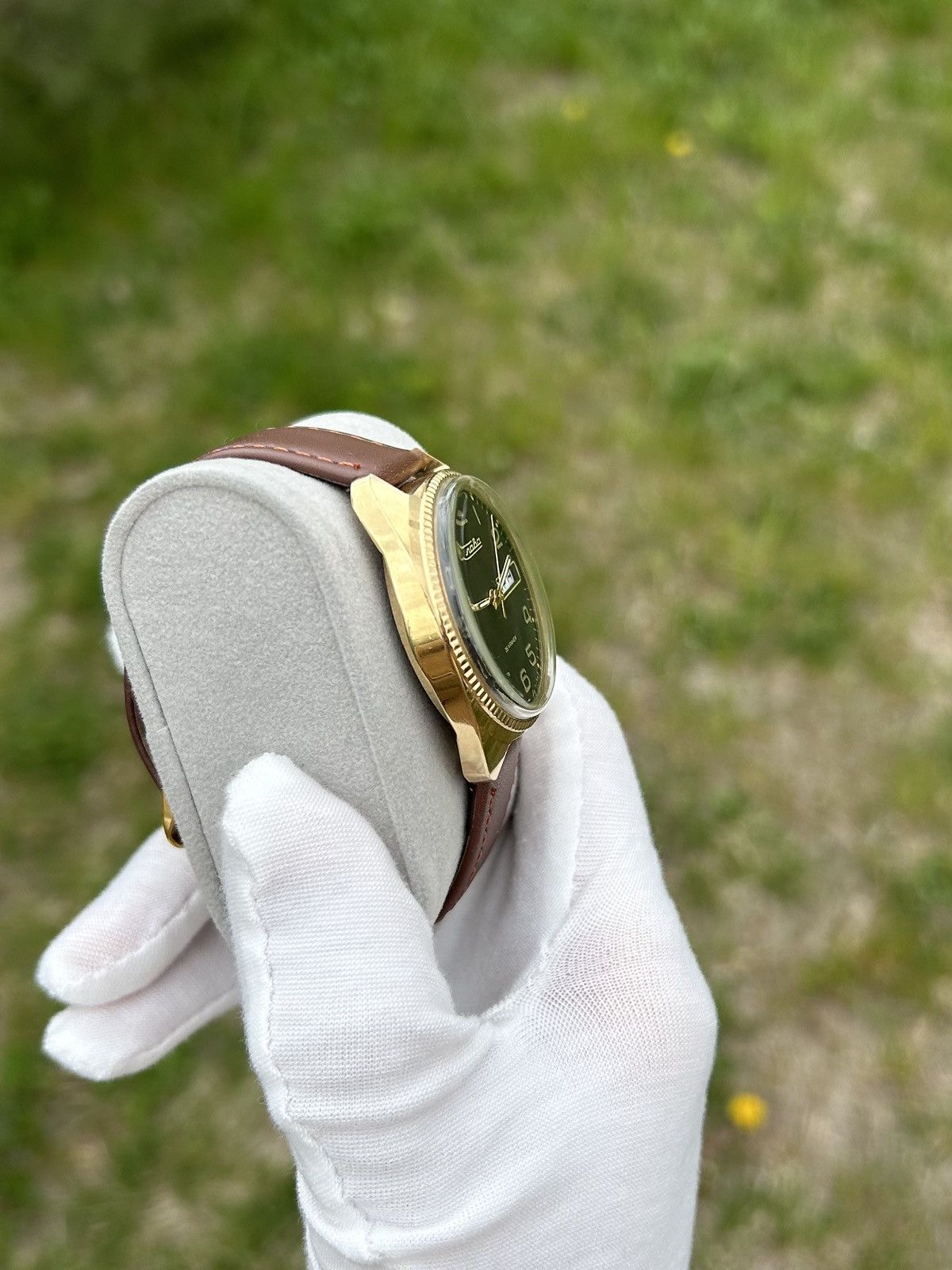 Vintage Vintage Watch Slava USSR Soviet Mechanical 1980s Size ONE SIZE - 10 Thumbnail