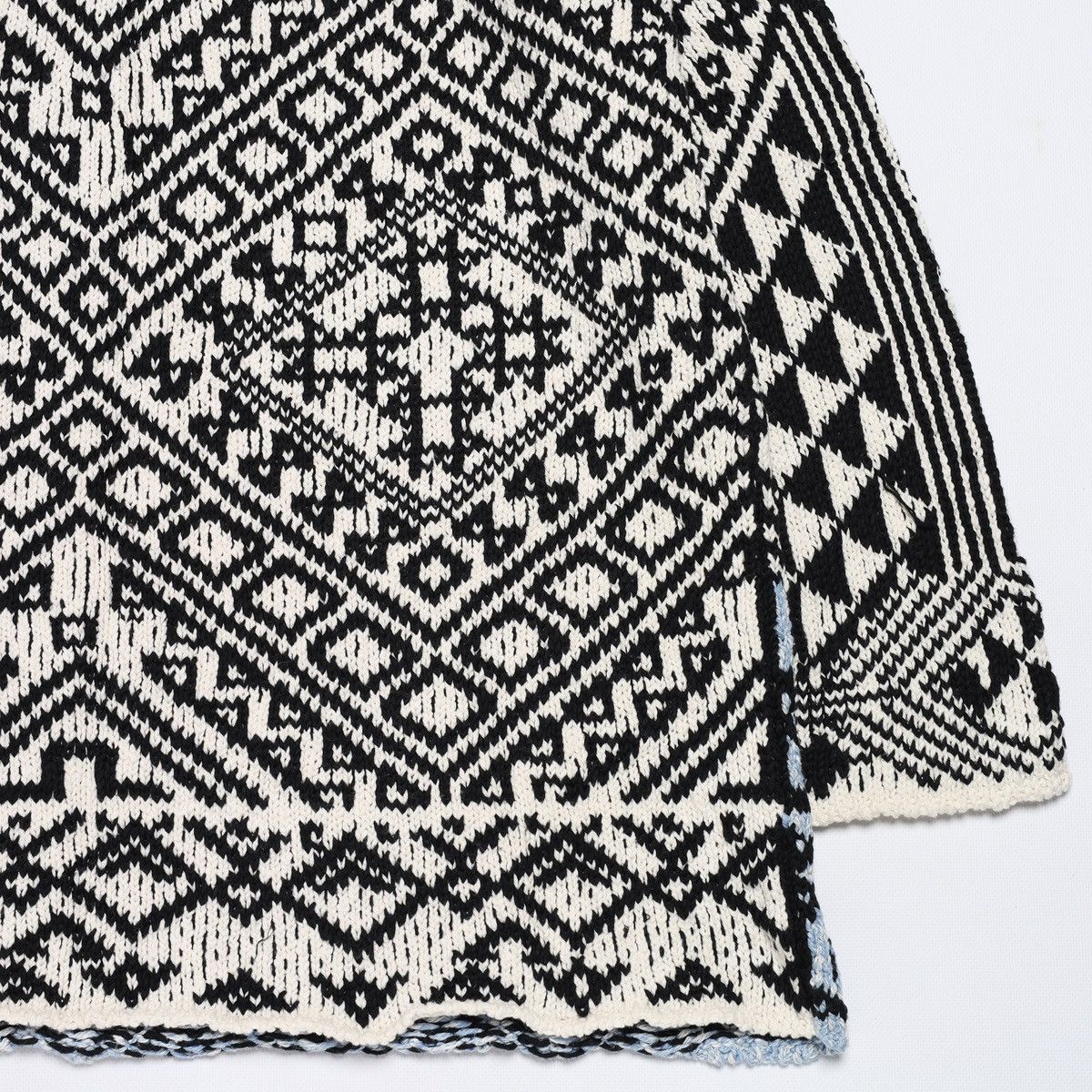 Acne Studios Acne Studios Rhia Jacquard Aztec Sweater knit Size XL / US 12-14 / IT 48-50 - 3 Thumbnail