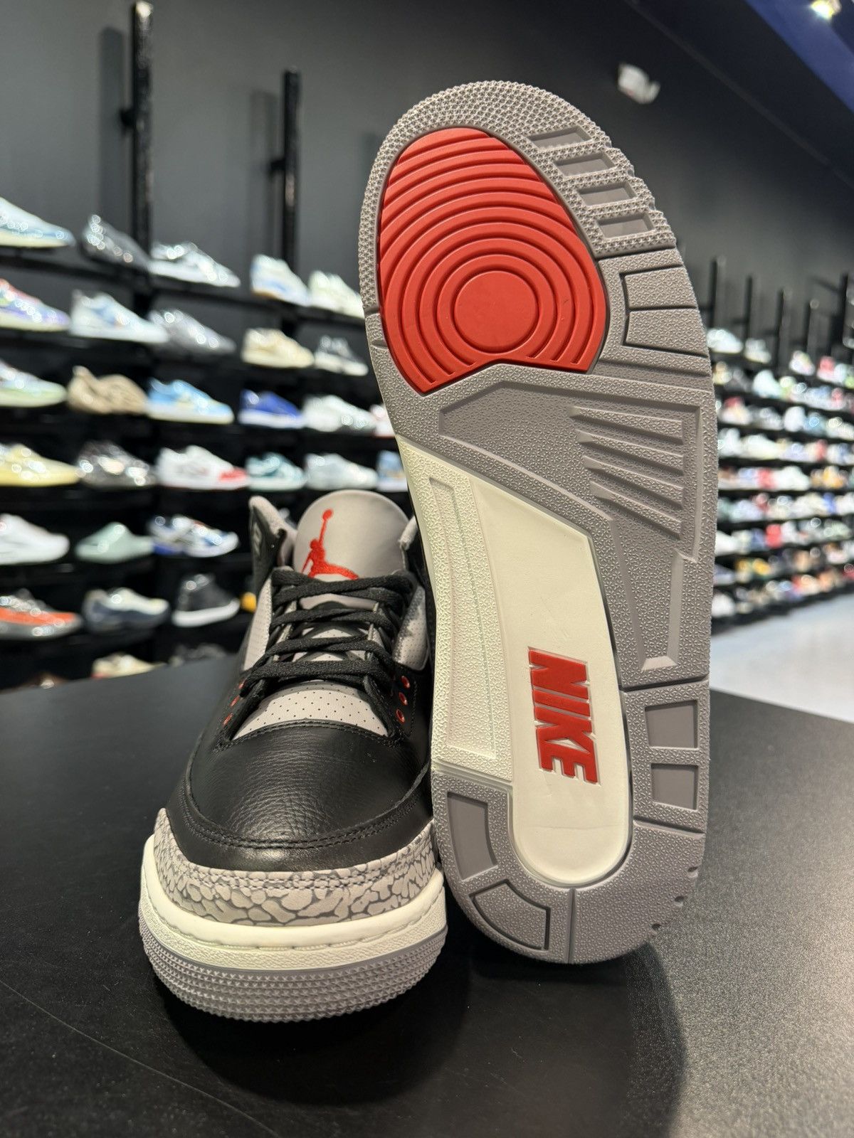 Jordan Brand Size 13 - Jordan 3 Retro Black Cement (2025) Size US 13 / EU 46 - 6 Thumbnail