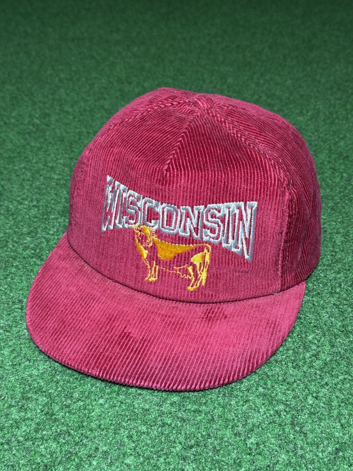 Vintage Vintage 80s Wisconsin Red Corduroy Cow Farmer Snapback Hat Size ONE SIZE - 1 Thumbnail