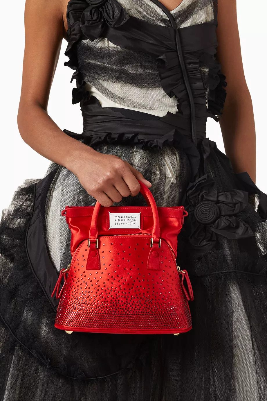 Maison Margiela oc11z0325 Size: OS / Shoulder Bag in Satin in Red Size ONE SIZE - 5 Thumbnail