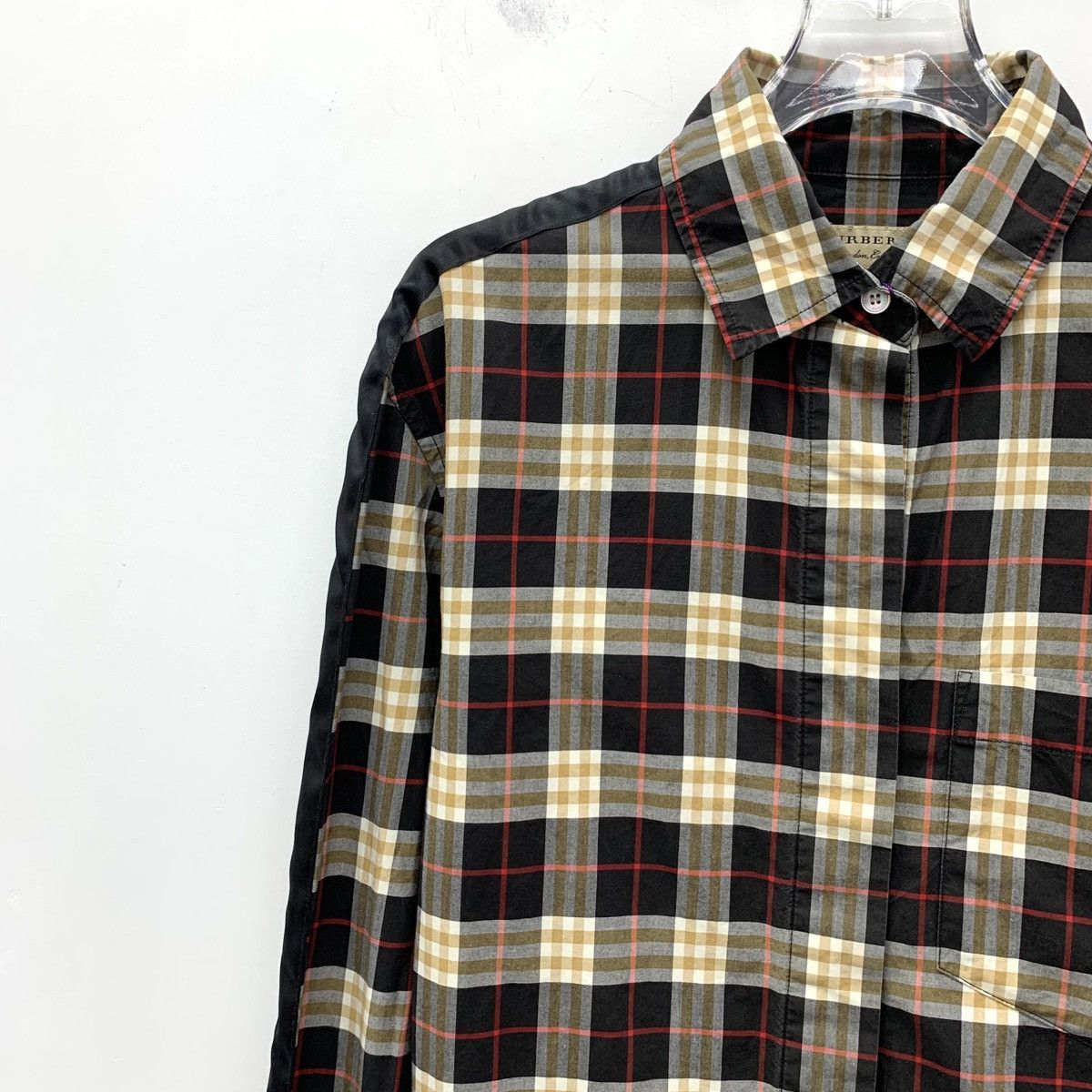 Burberry Burberry Color-block Plaid Lapel Long Sleeve Shirt K26WX Size US XS / EU 42 / 0 - 3 Thumbnail