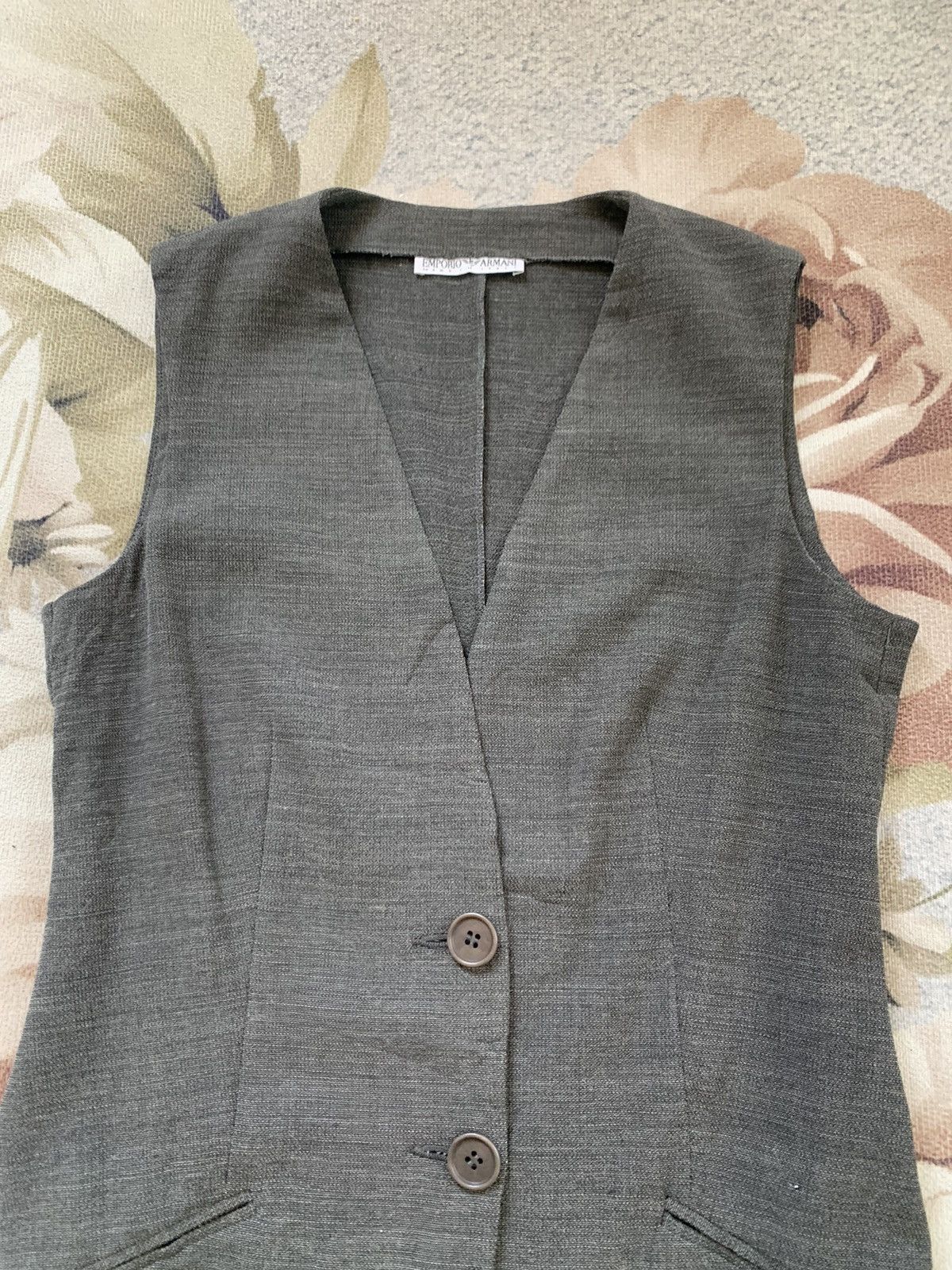 Emporio Armani Emporio Armani Buttons Vest Made in Italy Size XS / US 0-2 / IT 36-38 - 3 Thumbnail